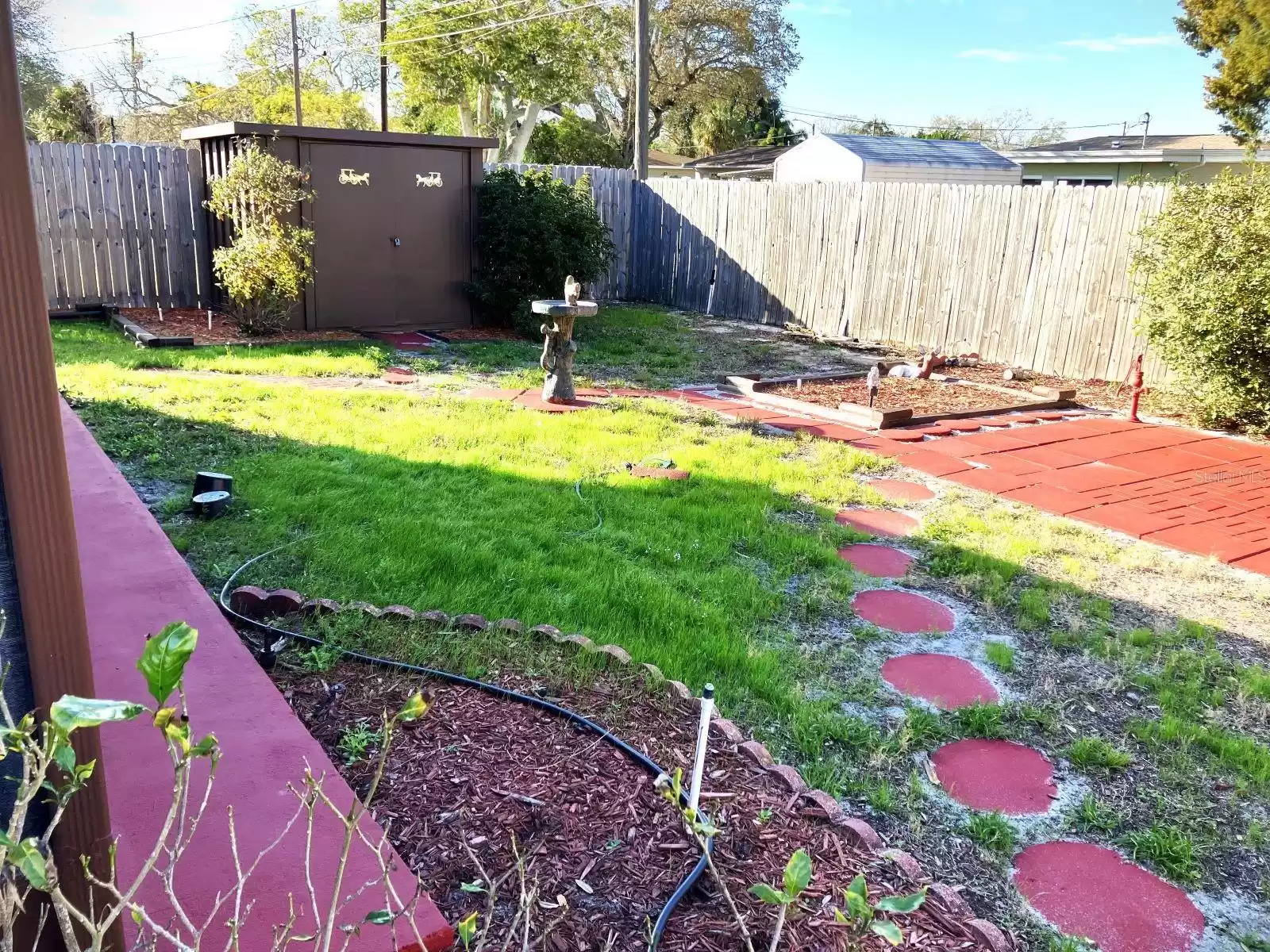 Shed 6 x 6 rear yard