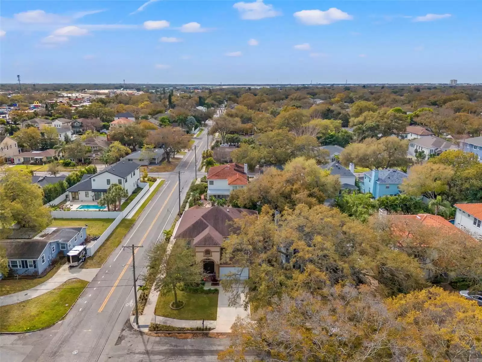 3902 CORONA STREET, TAMPA, Florida 33629, 5 Bedrooms Bedrooms, ,3 BathroomsBathrooms,Residential,For Sale,CORONA,MFRT3505298