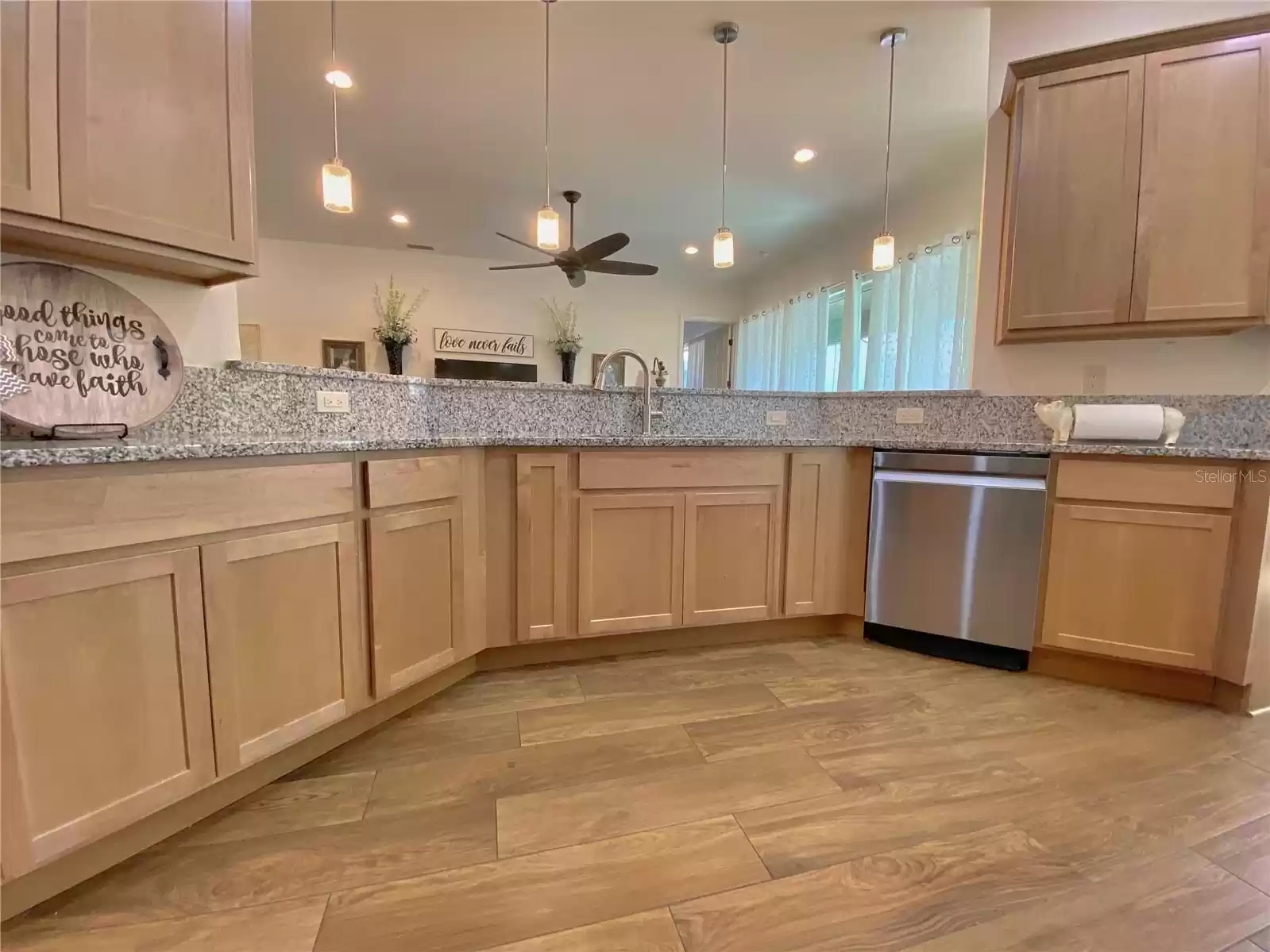 Pendant Lighting above the breakfast bar