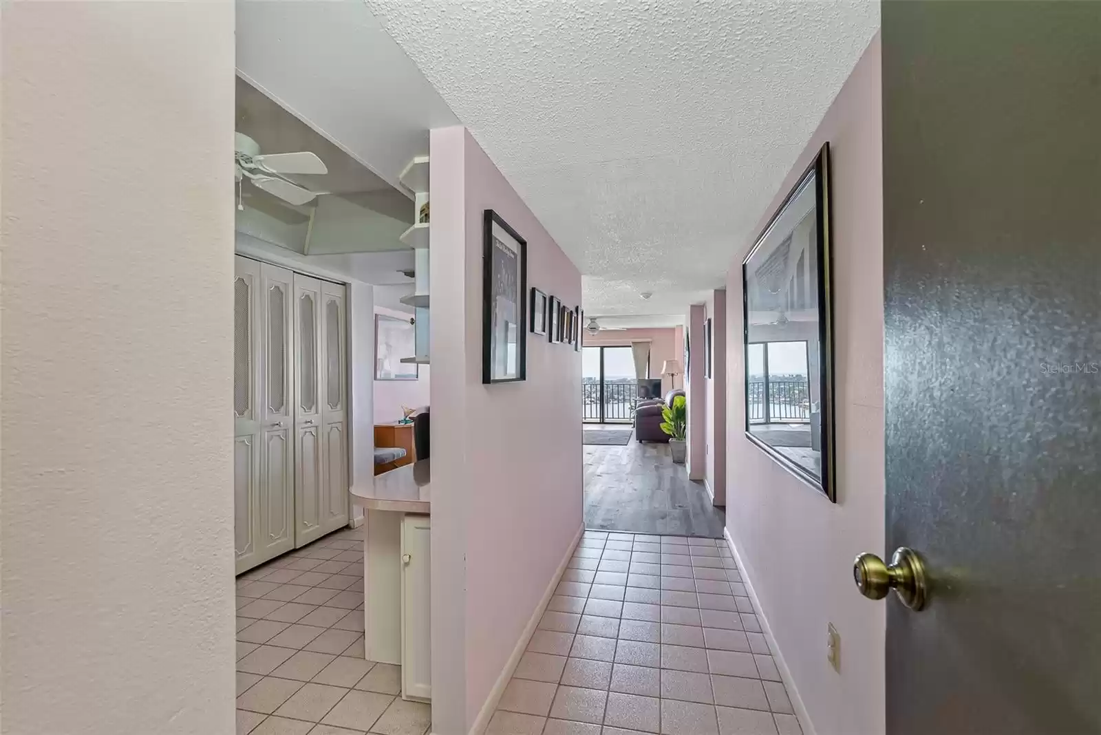 7050 SUNSET DRIVE, SOUTH PASADENA, Florida 33707, 2 Bedrooms Bedrooms, ,2 BathroomsBathrooms,Residential,For Sale,SUNSET,MFRU8216061