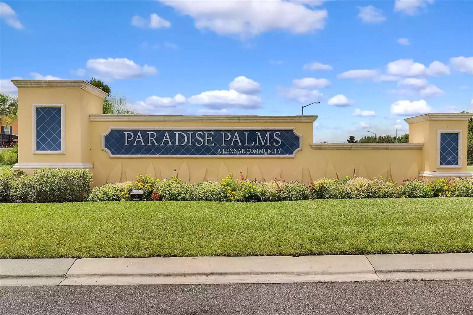 8961 CUBAN PALM ROAD, KISSIMMEE, Florida 34747, 5 Bedrooms Bedrooms, ,5 BathroomsBathrooms,Residential,For Sale,CUBAN PALM,MFRO6180180