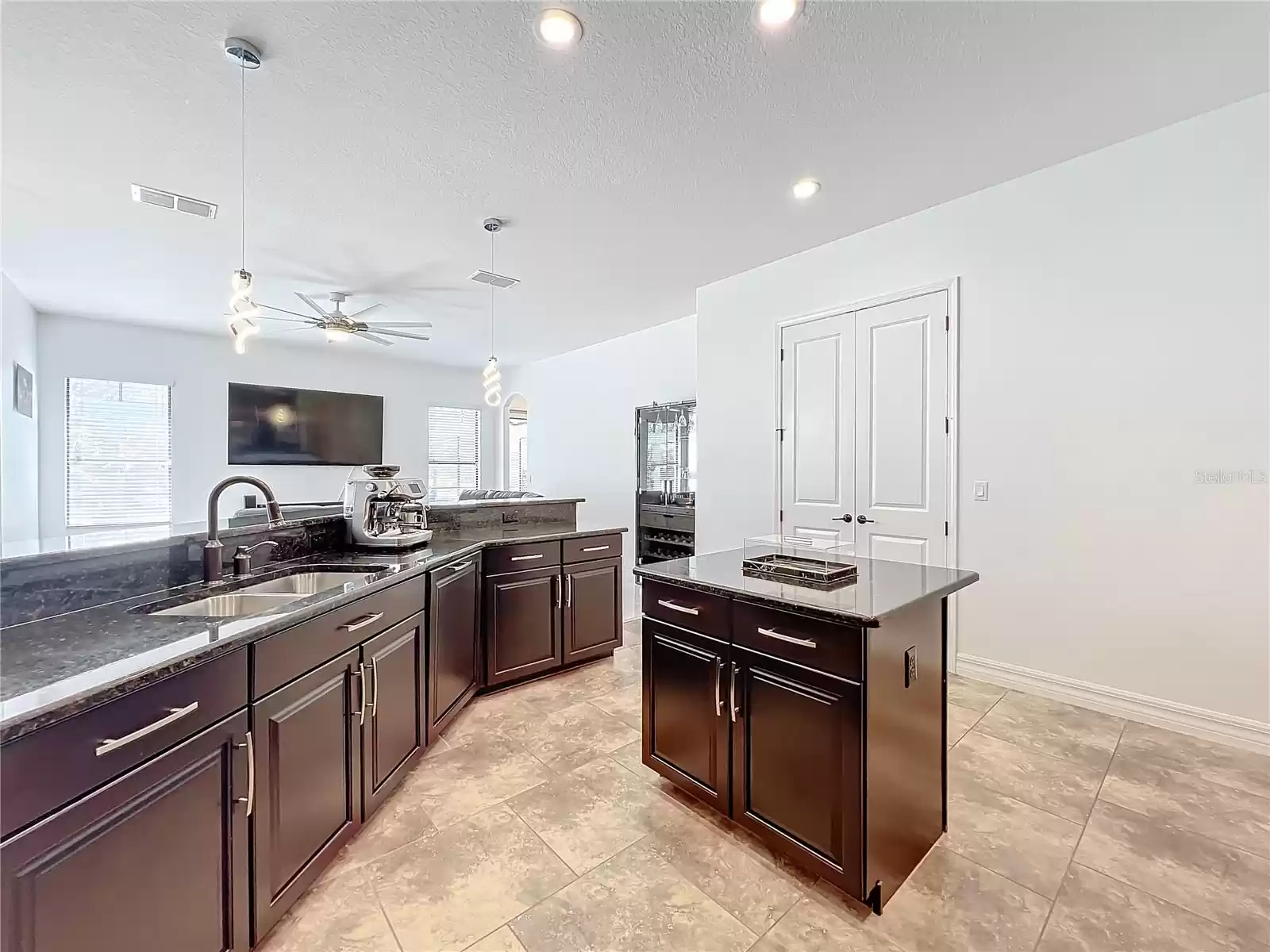 Kitchen - 32702 View Haven Ln