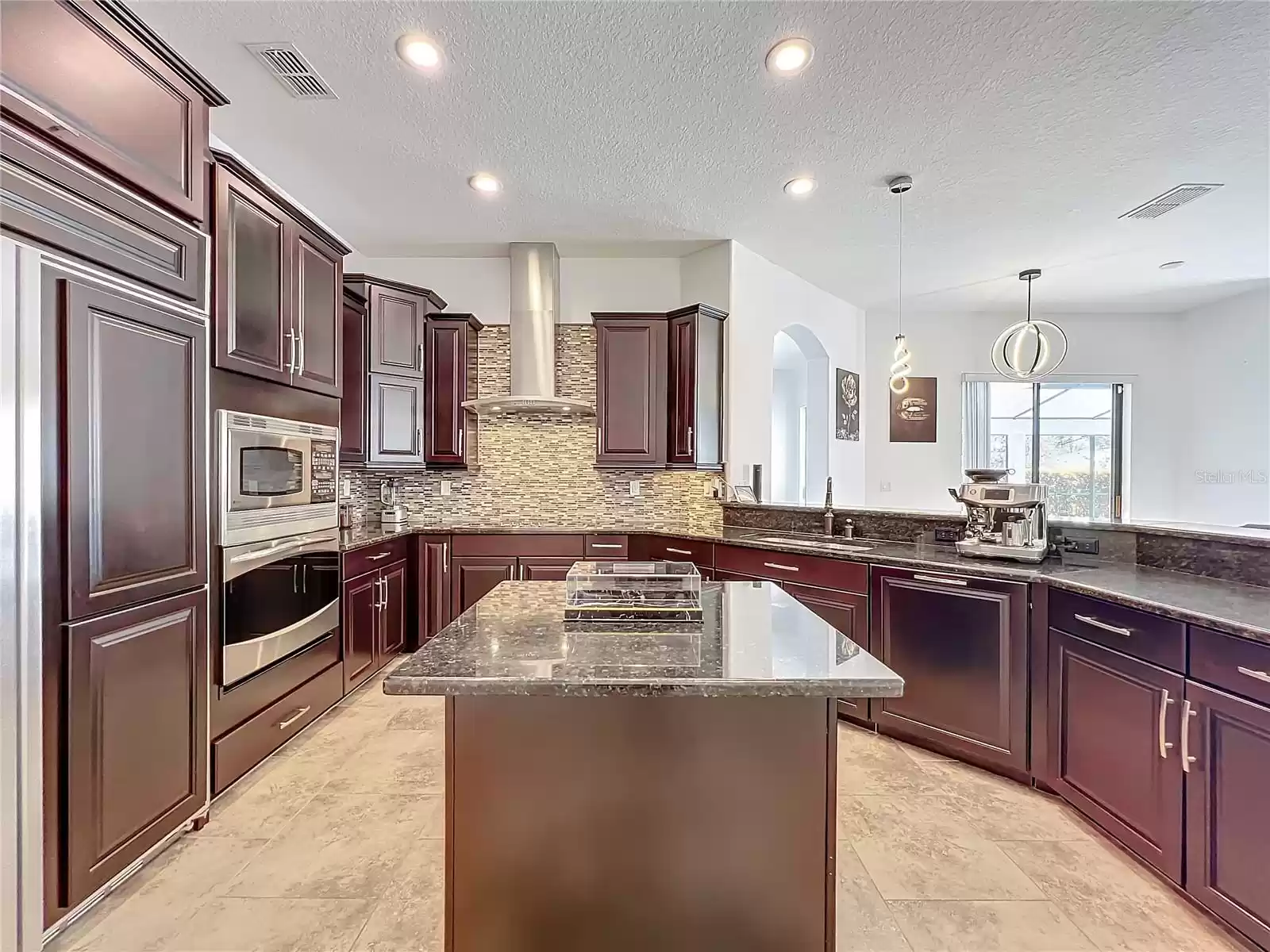 Kitchen - 32702 View Haven Ln