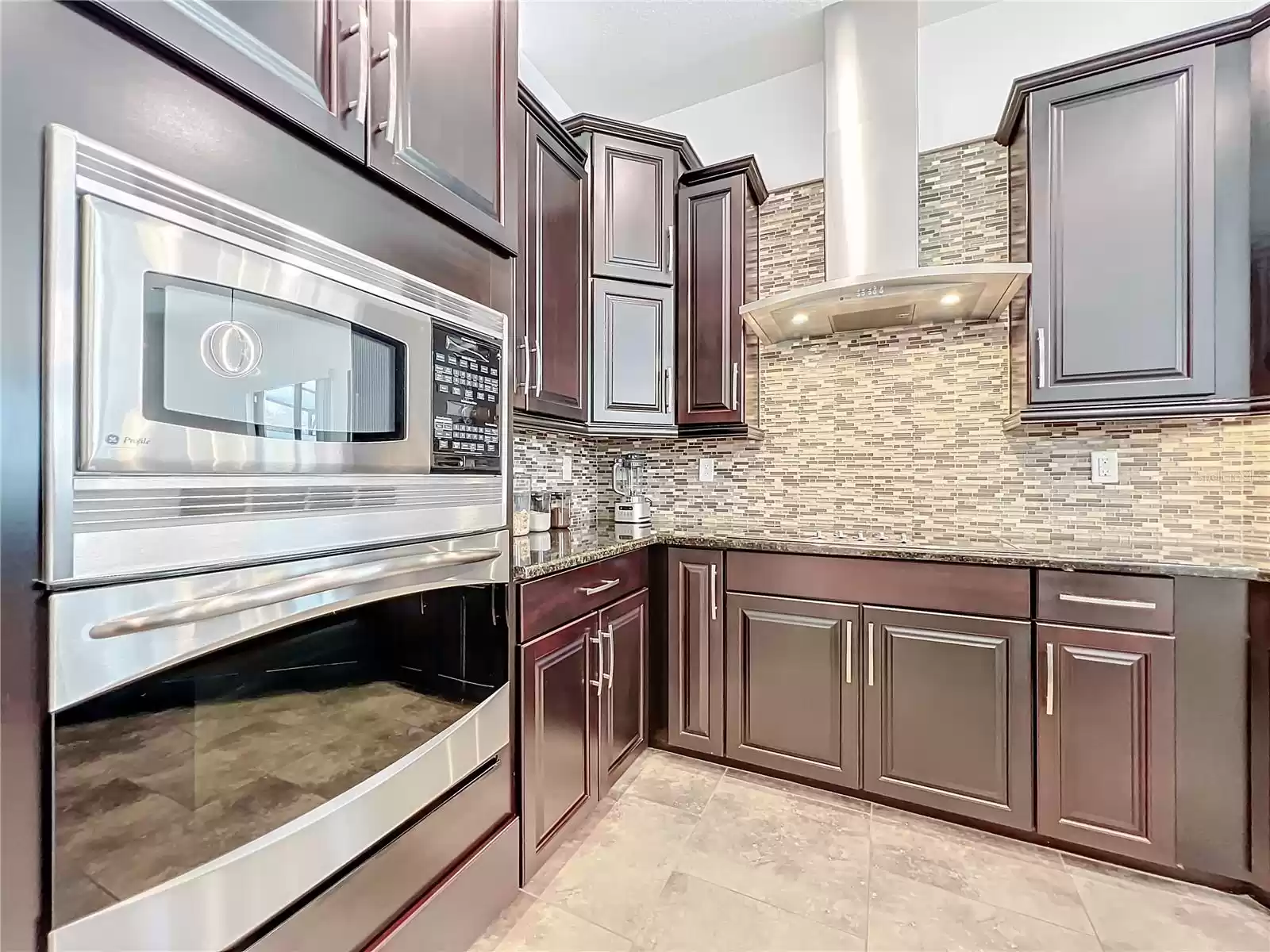 Kitchen - 32702 View Haven Ln