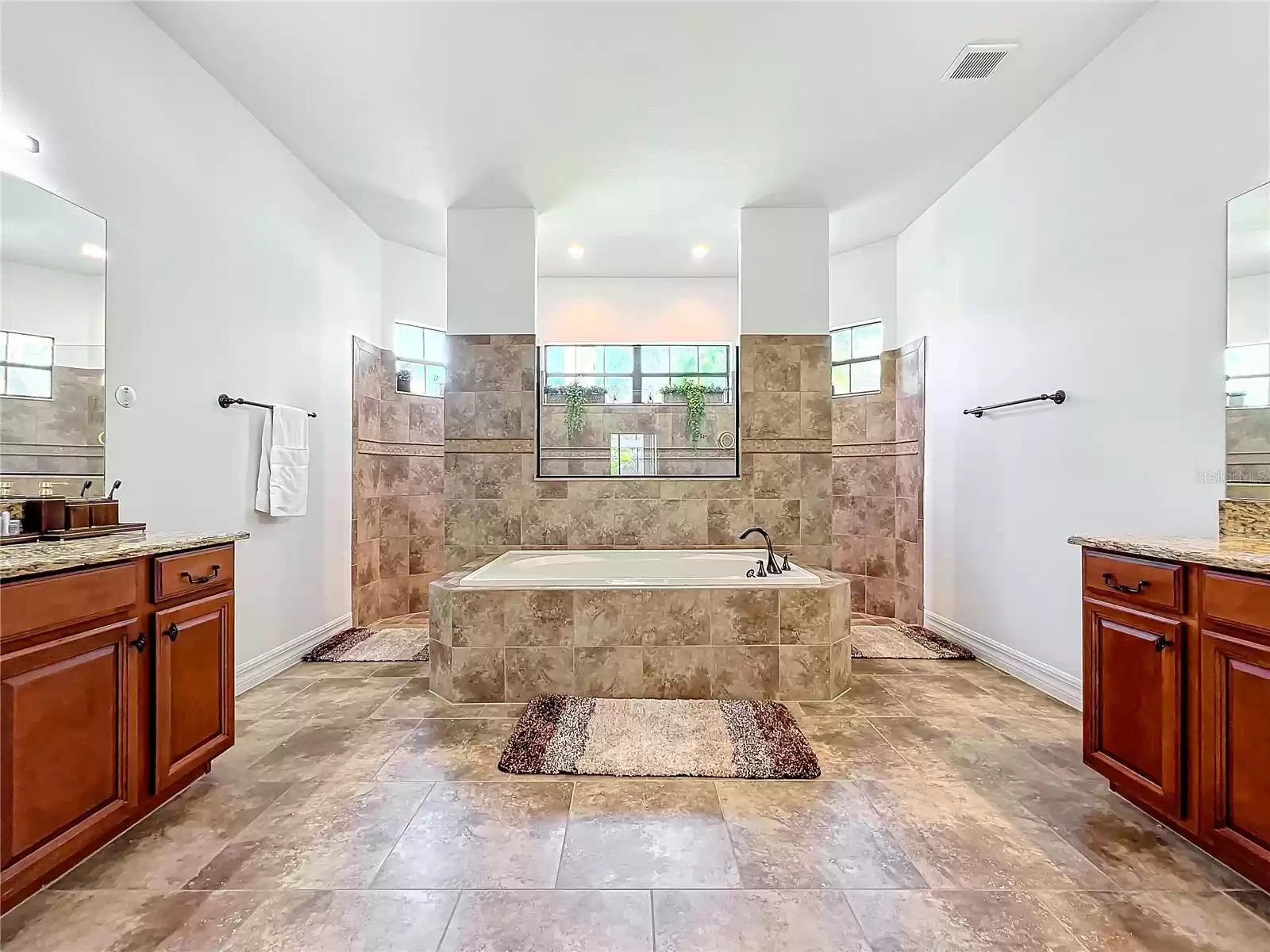 Master Bathroom - 32702 View Haven Ln