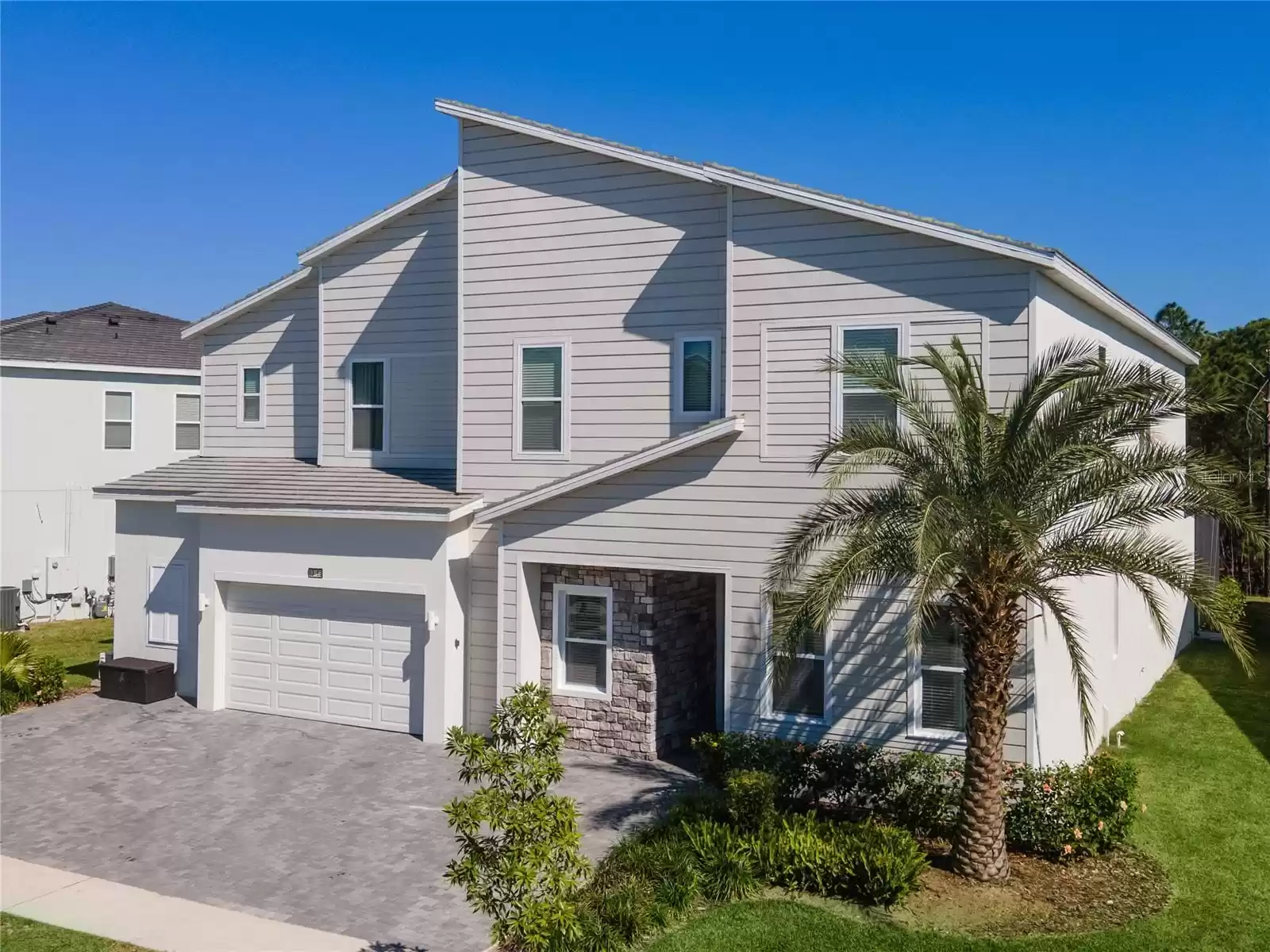 1758 OAK BLOSSOM DRIVE, DAVENPORT, Florida 33837, 13 Bedrooms Bedrooms, ,10 BathroomsBathrooms,Residential,For Sale,OAK BLOSSOM,MFRO6181352