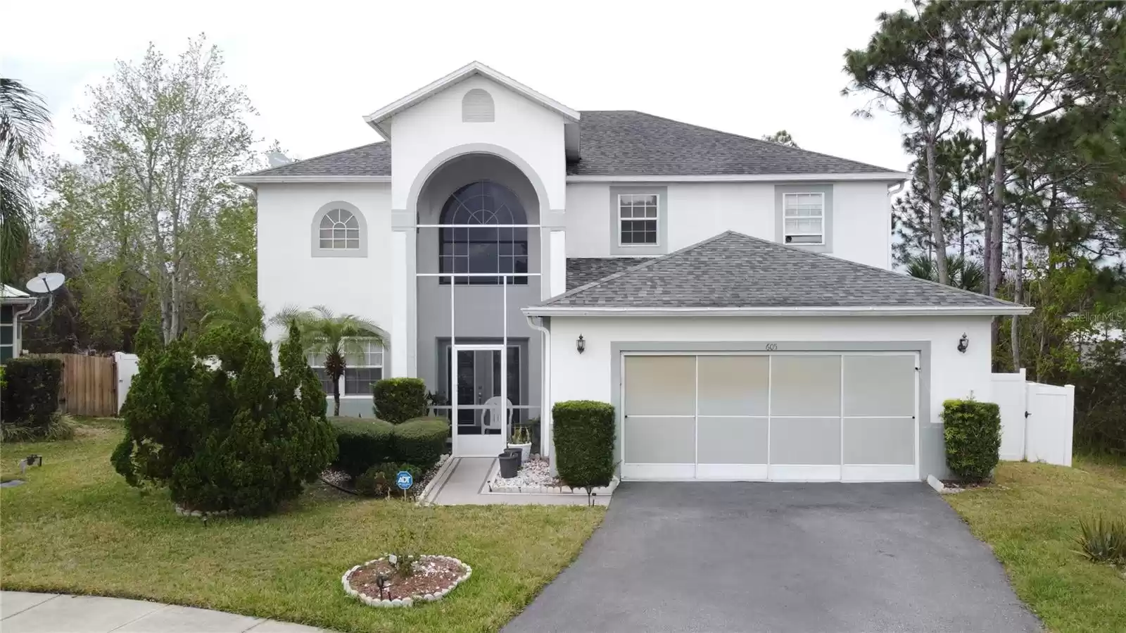 605 PINEHURST CT, KISSIMMEE, Florida 34758, 4 Bedrooms Bedrooms, ,2 BathroomsBathrooms,Residential,For Sale,PINEHURST CT,MFRS5100060