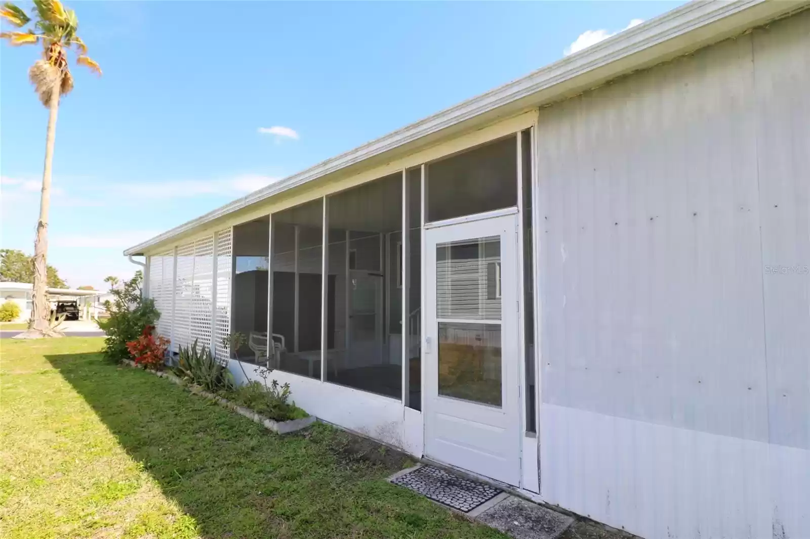 124 SAINT JOHNS WAY, APOLLO BEACH, Florida 33572, 3 Bedrooms Bedrooms, ,2 BathroomsBathrooms,Residential,For Sale,SAINT JOHNS,MFRT3506666