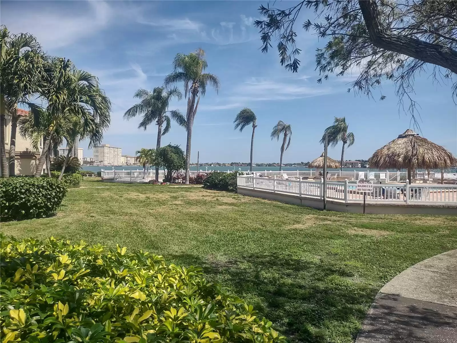 Walkway to the Palma D pool area