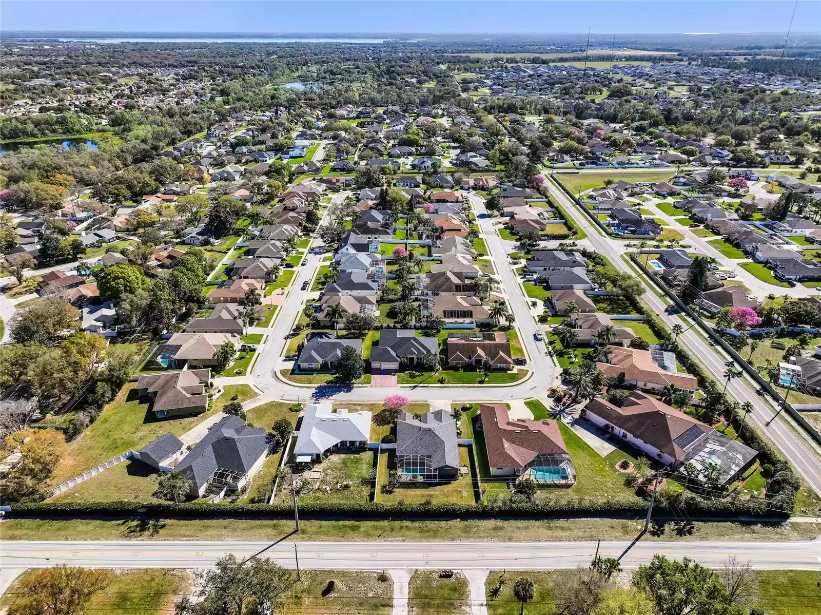 2292 CHESTERFIELD CIRCLE, LAKELAND, Florida 33813, 4 Bedrooms Bedrooms, ,3 BathroomsBathrooms,Residential,For Sale,CHESTERFIELD,MFRO6181909