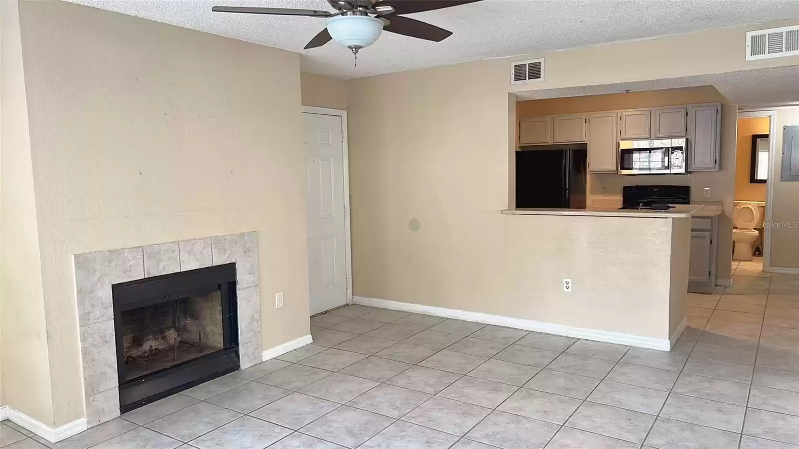 660 YOUNGSTOWN PARKWAY, ALTAMONTE SPRINGS, Florida 32714, 3 Bedrooms Bedrooms, ,2 BathroomsBathrooms,Residential,For Sale,YOUNGSTOWN,MFRO6183430