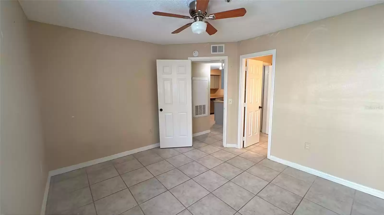 660 YOUNGSTOWN PARKWAY, ALTAMONTE SPRINGS, Florida 32714, 3 Bedrooms Bedrooms, ,2 BathroomsBathrooms,Residential,For Sale,YOUNGSTOWN,MFRO6183430