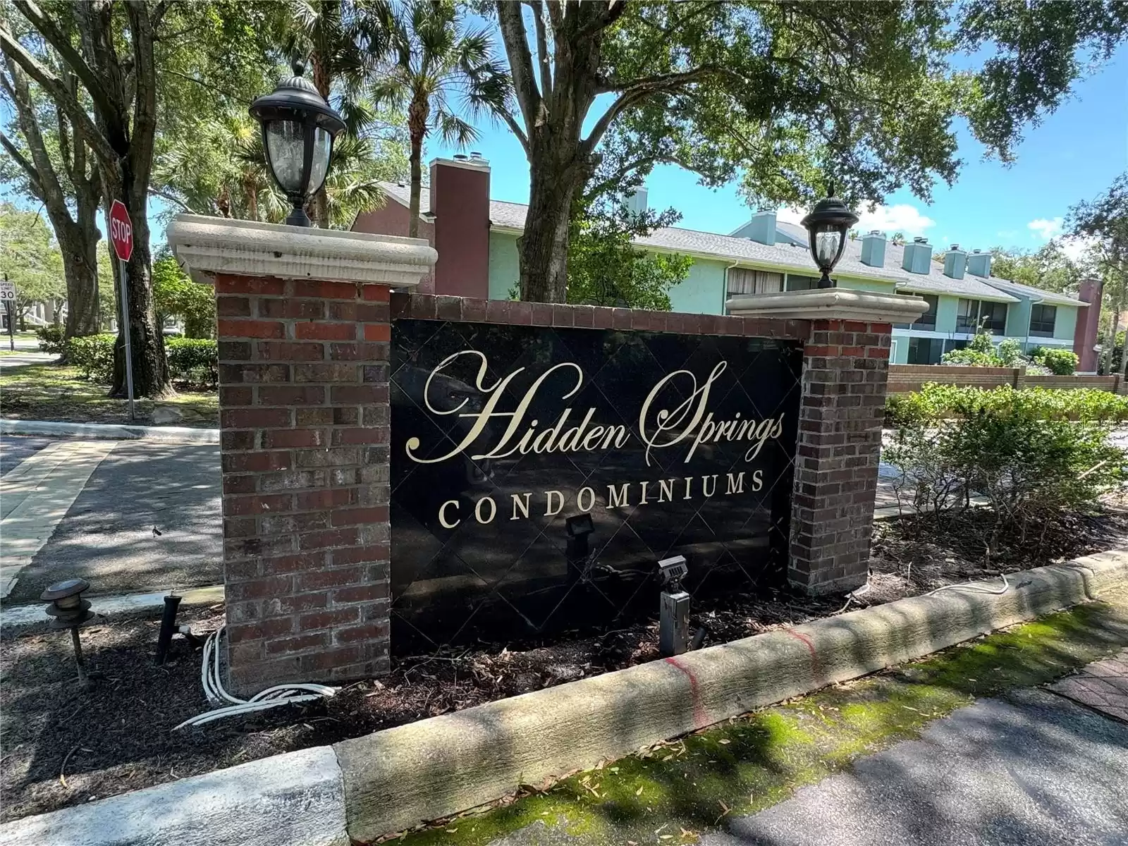 660 YOUNGSTOWN PARKWAY, ALTAMONTE SPRINGS, Florida 32714, 3 Bedrooms Bedrooms, ,2 BathroomsBathrooms,Residential,For Sale,YOUNGSTOWN,MFRO6183430