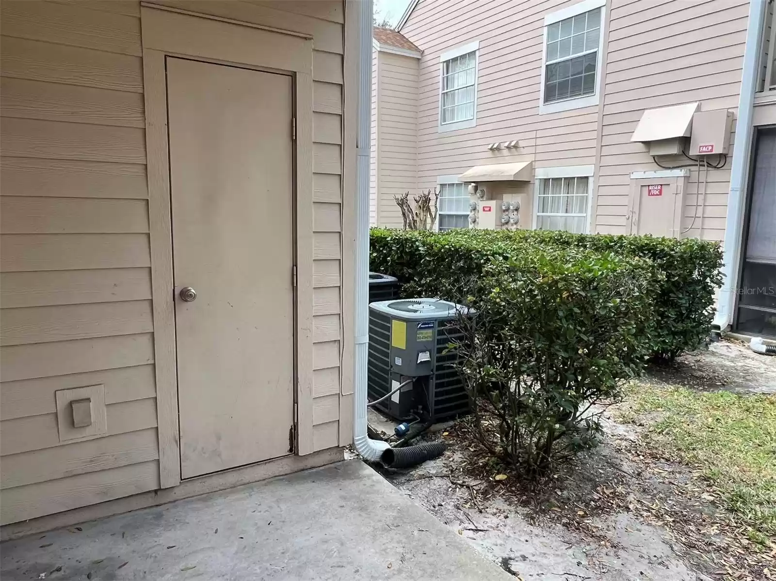 660 YOUNGSTOWN PARKWAY, ALTAMONTE SPRINGS, Florida 32714, 3 Bedrooms Bedrooms, ,2 BathroomsBathrooms,Residential,For Sale,YOUNGSTOWN,MFRO6183430