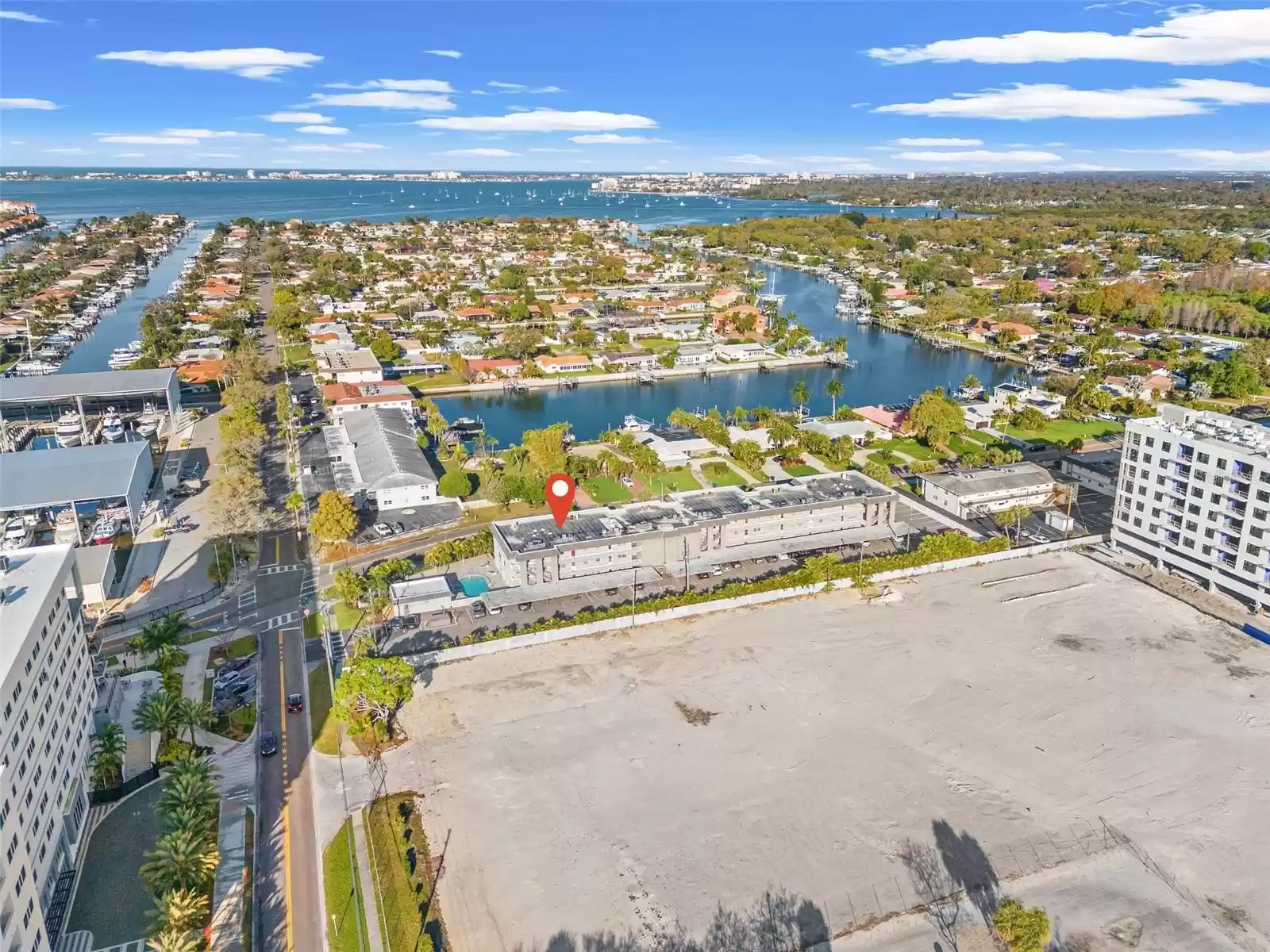 With the Skyway Marina district rapidly growing, now is the perfect time to invest in this thriving community.