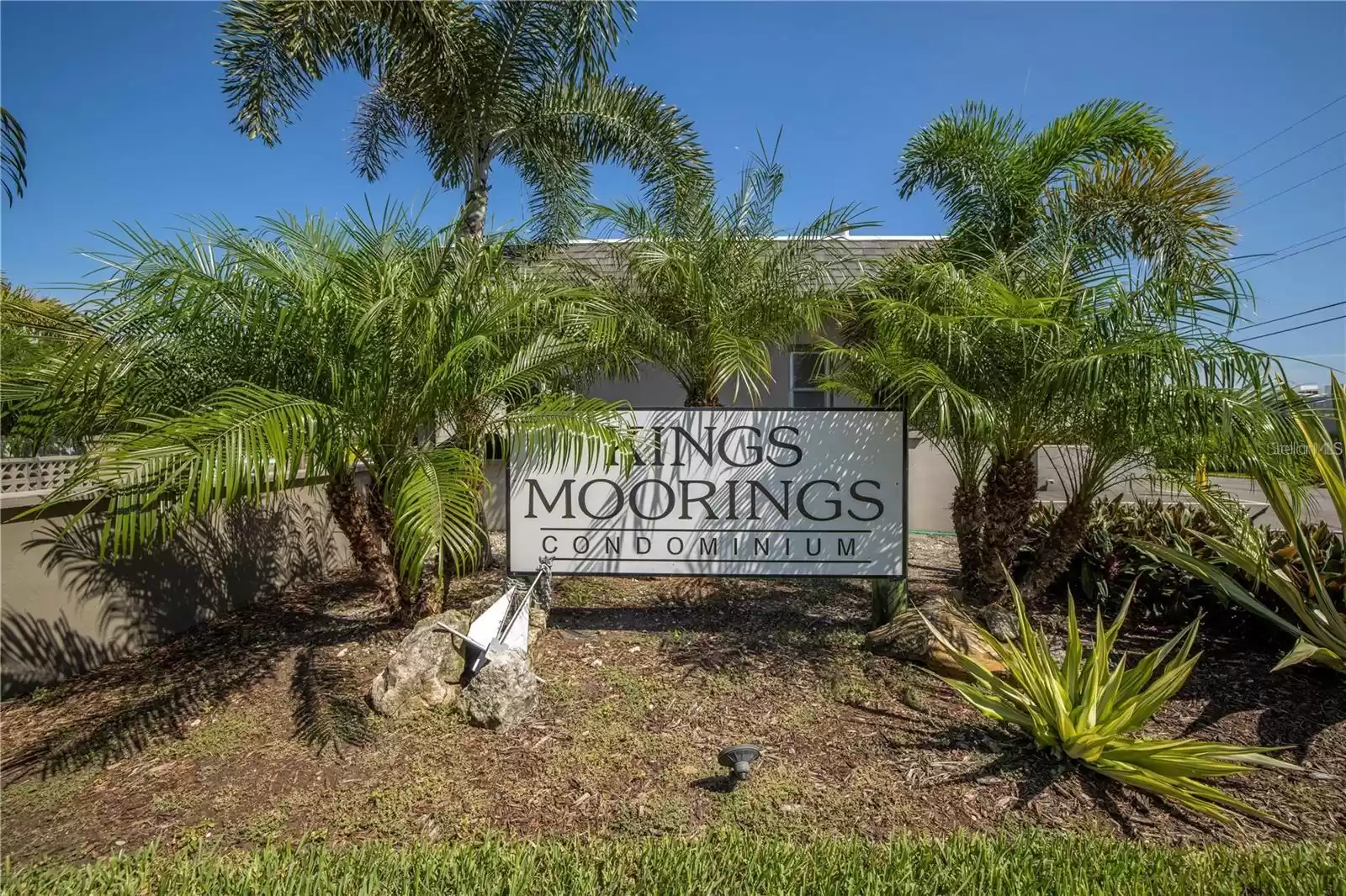 Kings Mooring is an all ages community perfect for creating your dream home, a Florida retreat, or an investment property.