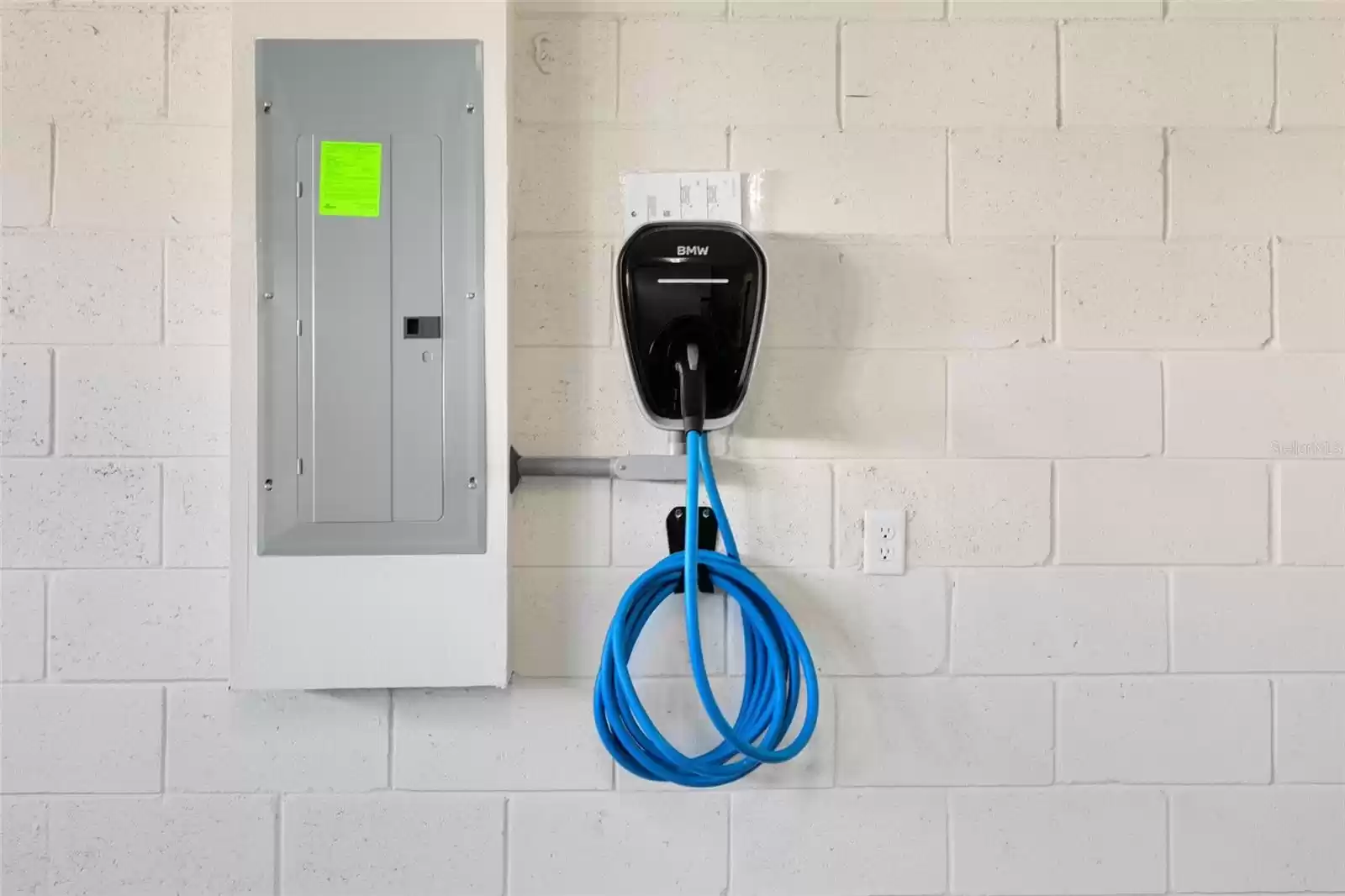 Electric car charger