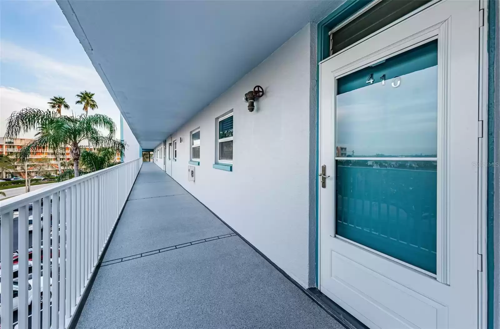 1868 SHORE DRIVE, SOUTH PASADENA, Florida 33707, 2 Bedrooms Bedrooms, ,2 BathroomsBathrooms,Residential,For Sale,SHORE,MFRU8232615