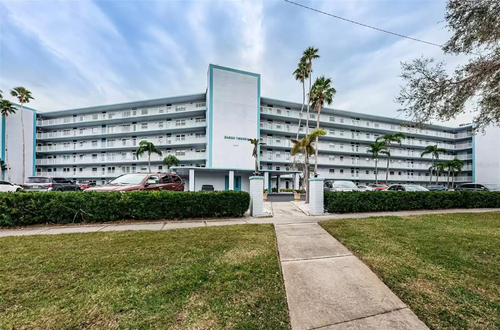 1868 SHORE DRIVE, SOUTH PASADENA, Florida 33707, 2 Bedrooms Bedrooms, ,2 BathroomsBathrooms,Residential,For Sale,SHORE,MFRU8232615