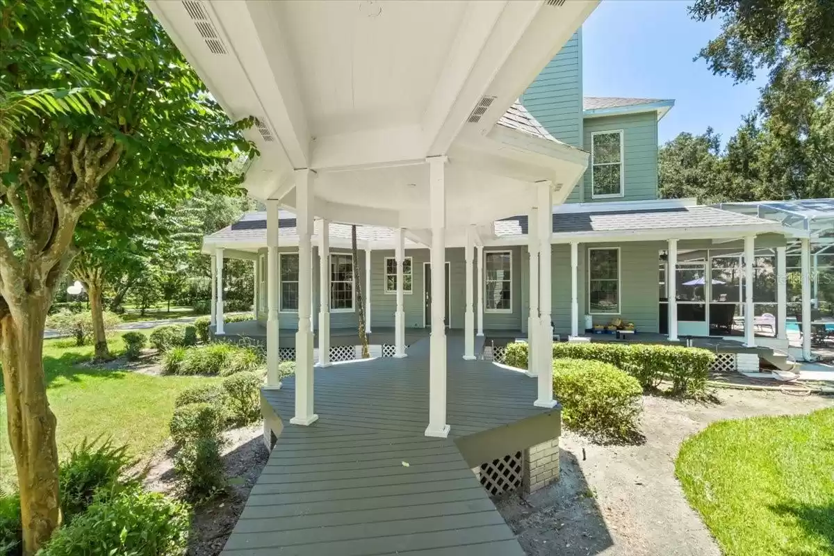 Walkway to garage from main house