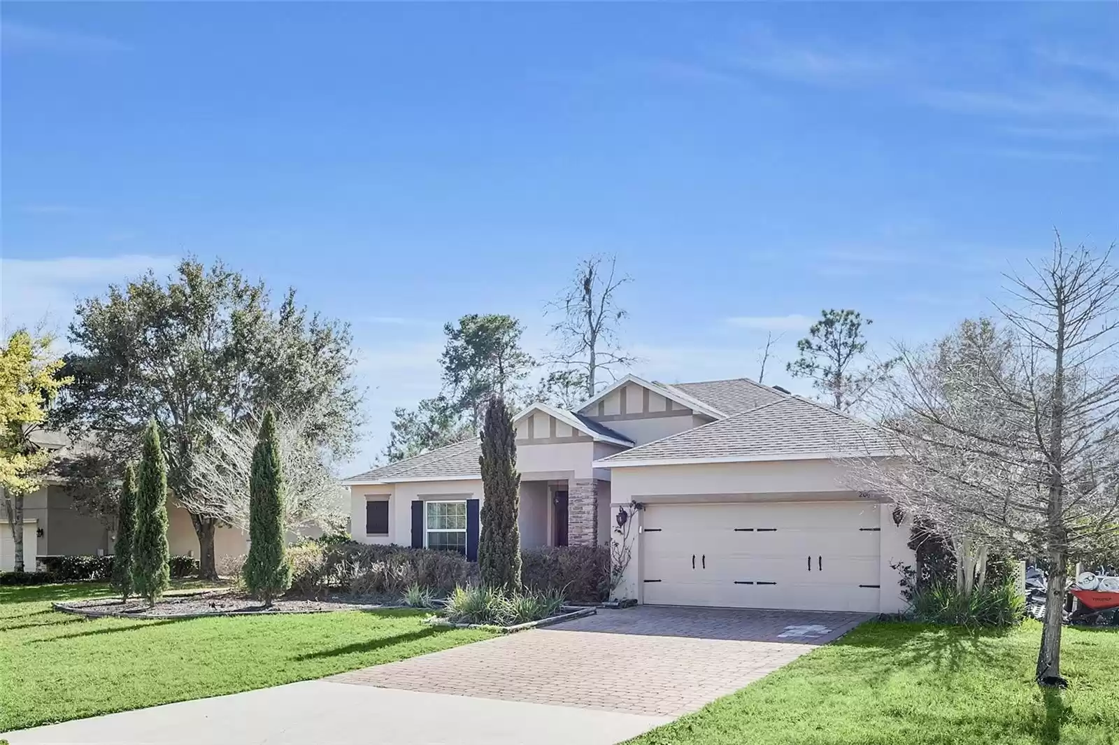 206 BUTTER HILL DRIVE, DELAND, Florida 32724, 3 Bedrooms Bedrooms, ,3 BathroomsBathrooms,Residential,For Sale,BUTTER HILL,MFRO6183963