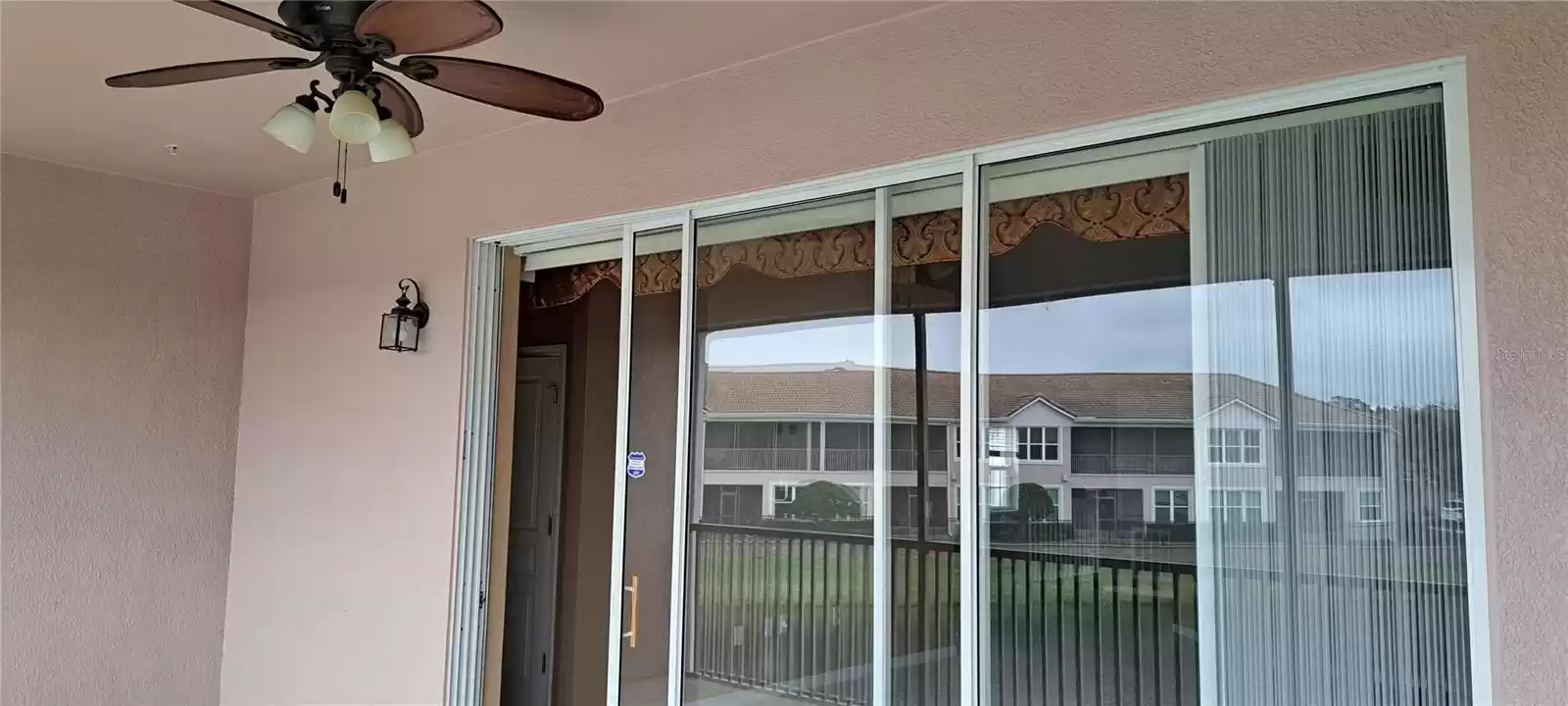 3 WAY SLIDING DOORS