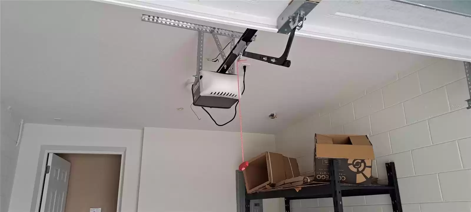 GARAGE DOOR OPENER