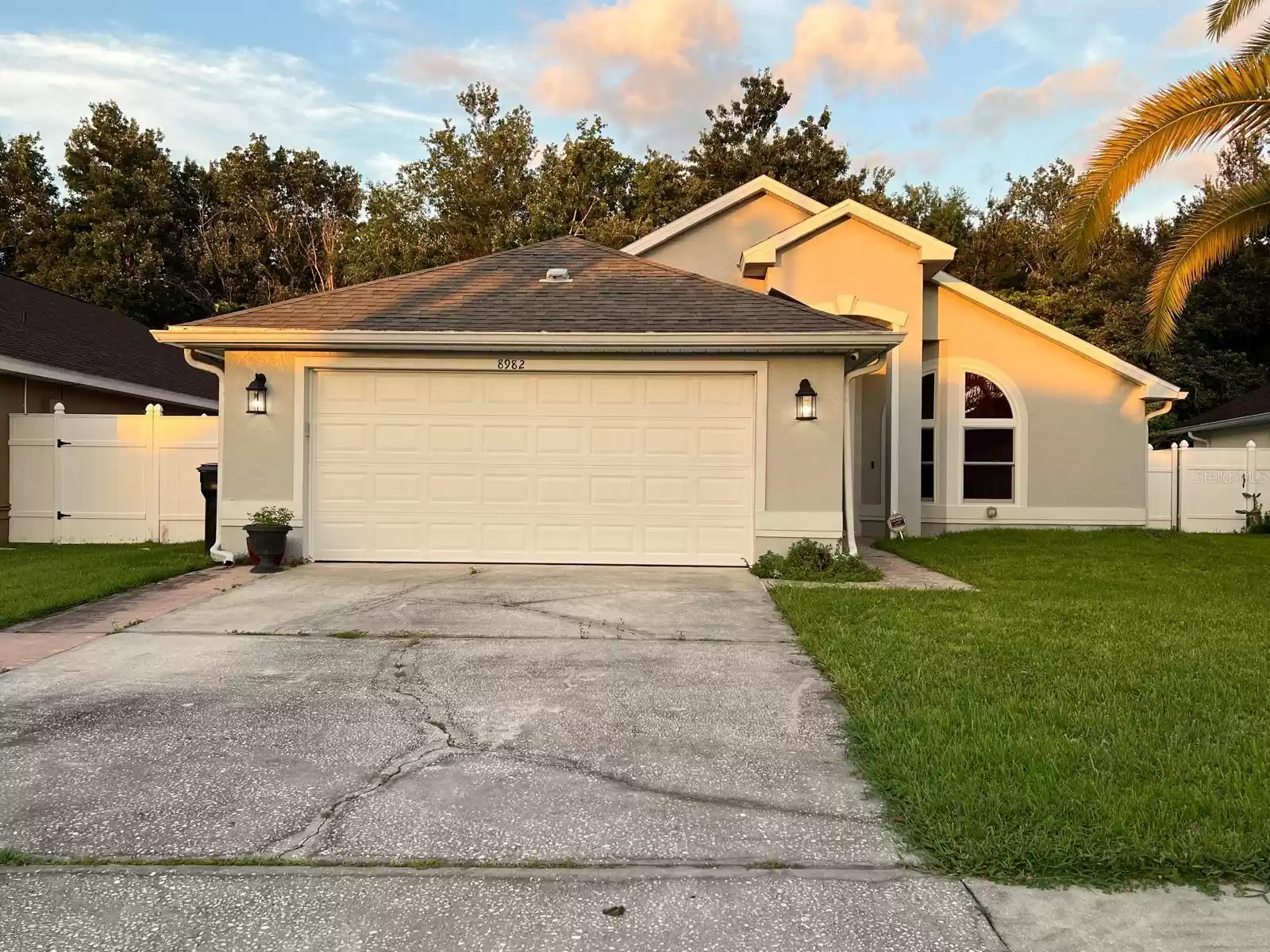 8982 FORT JEFFERSON BOULEVARD, ORLANDO, Florida 32822, 3 Bedrooms Bedrooms, ,2 BathroomsBathrooms,Residential,For Sale,FORT JEFFERSON,MFRS5100885