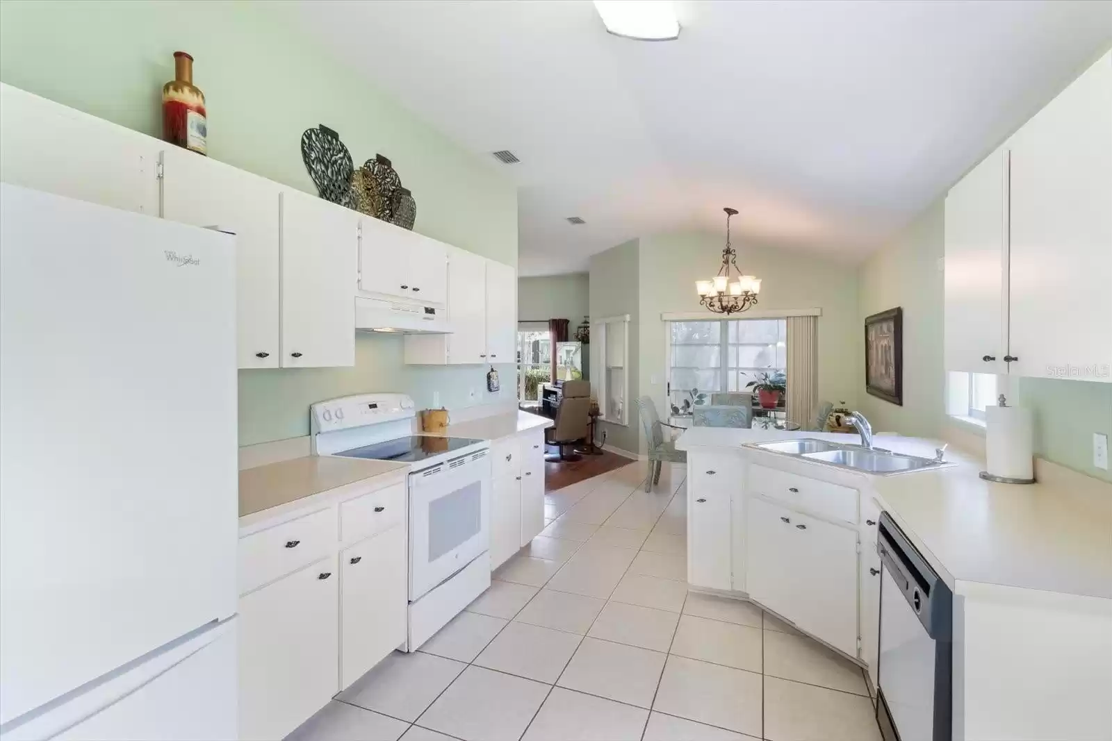 490 LARCHMONT COURT, BEVERLY HILLS, Florida 34465, 2 Bedrooms Bedrooms, ,2 BathroomsBathrooms,Residential,For Sale,LARCHMONT,MFROM674479