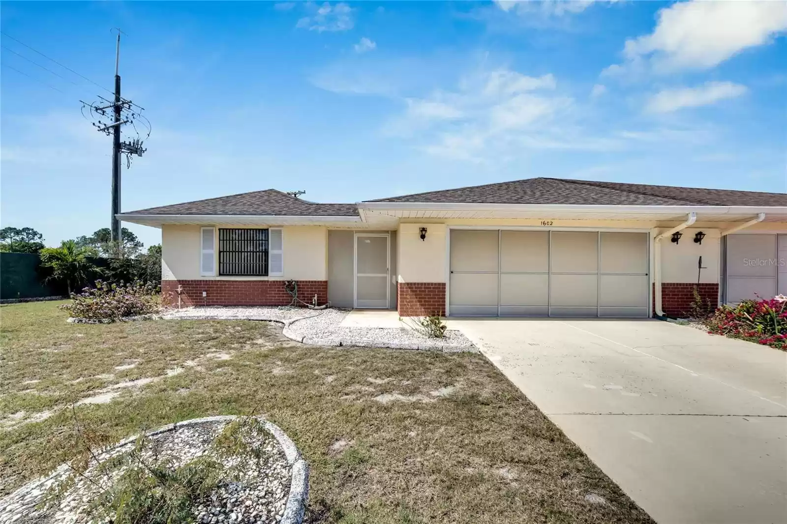 1602 DOWER WAY, SUN CITY CENTER, Florida 33573, 2 Bedrooms Bedrooms, ,2 BathroomsBathrooms,Residential,For Sale,DOWER,MFRT3511739