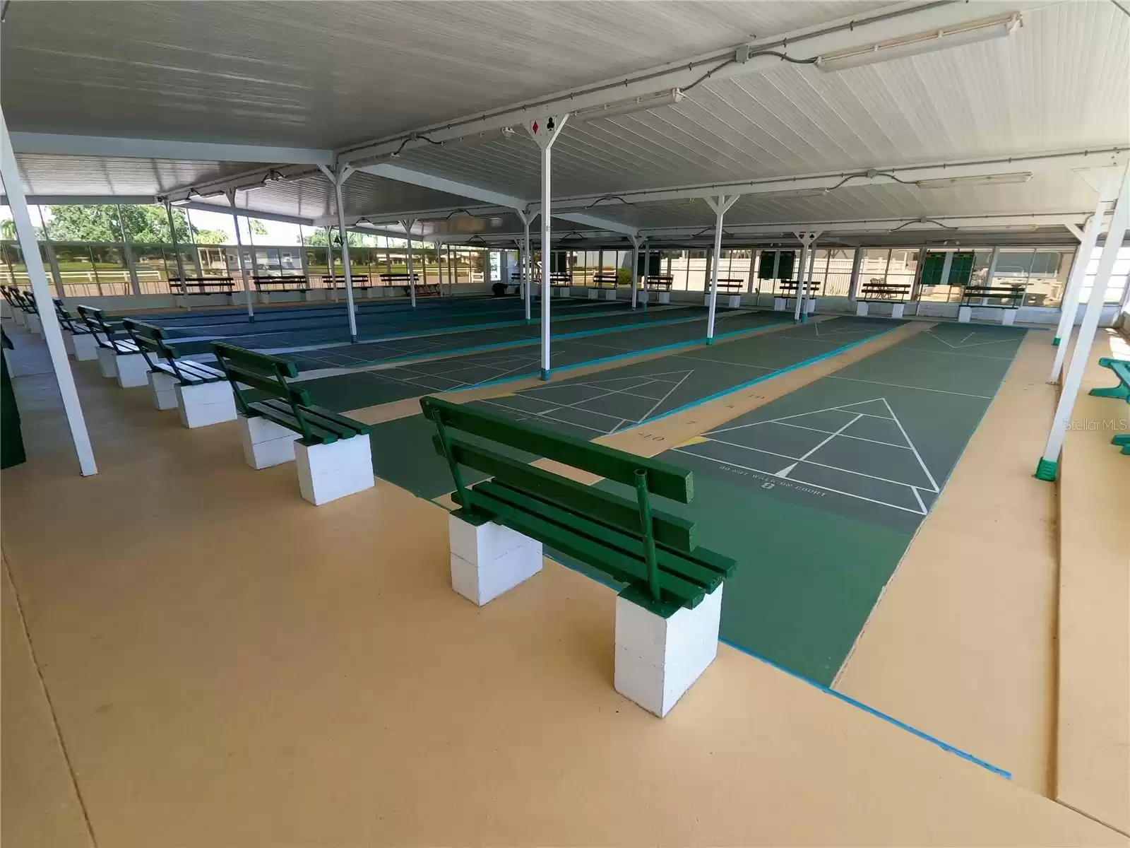 8 covered shuffle board courts