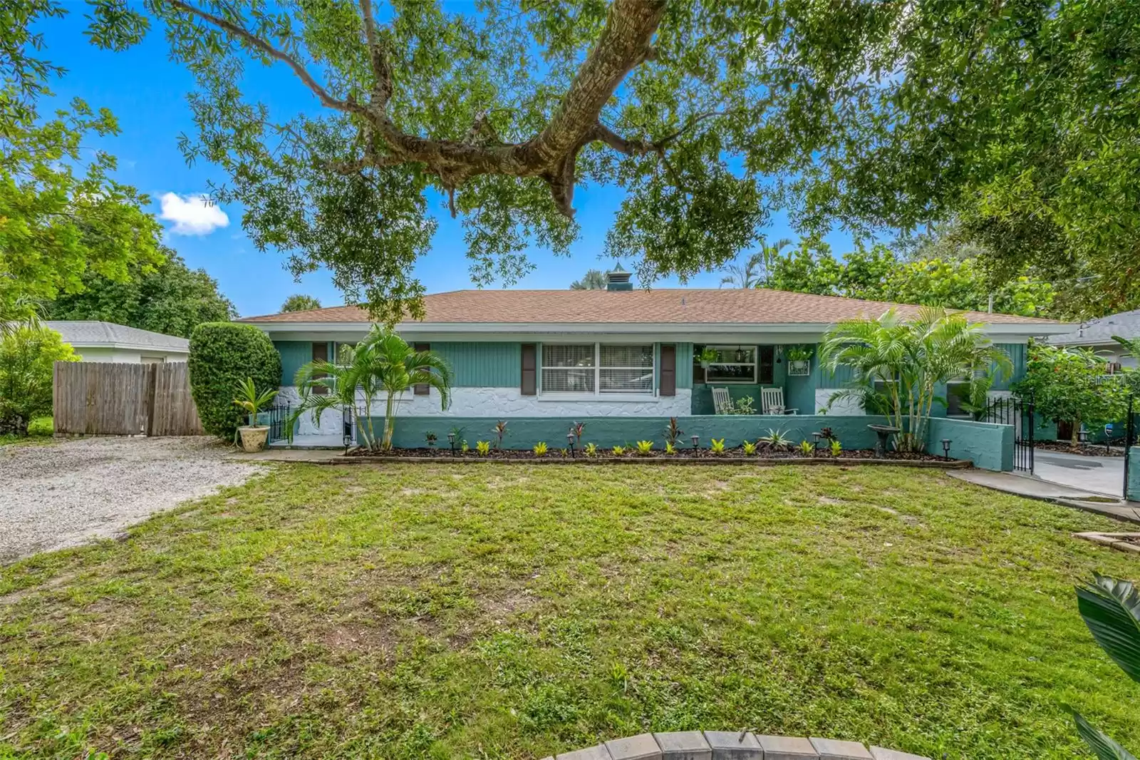 12021 144TH STREET, LARGO, Florida 33774, 5 Bedrooms Bedrooms, ,2 BathroomsBathrooms,Residential,For Sale,144TH,MFRU8235147