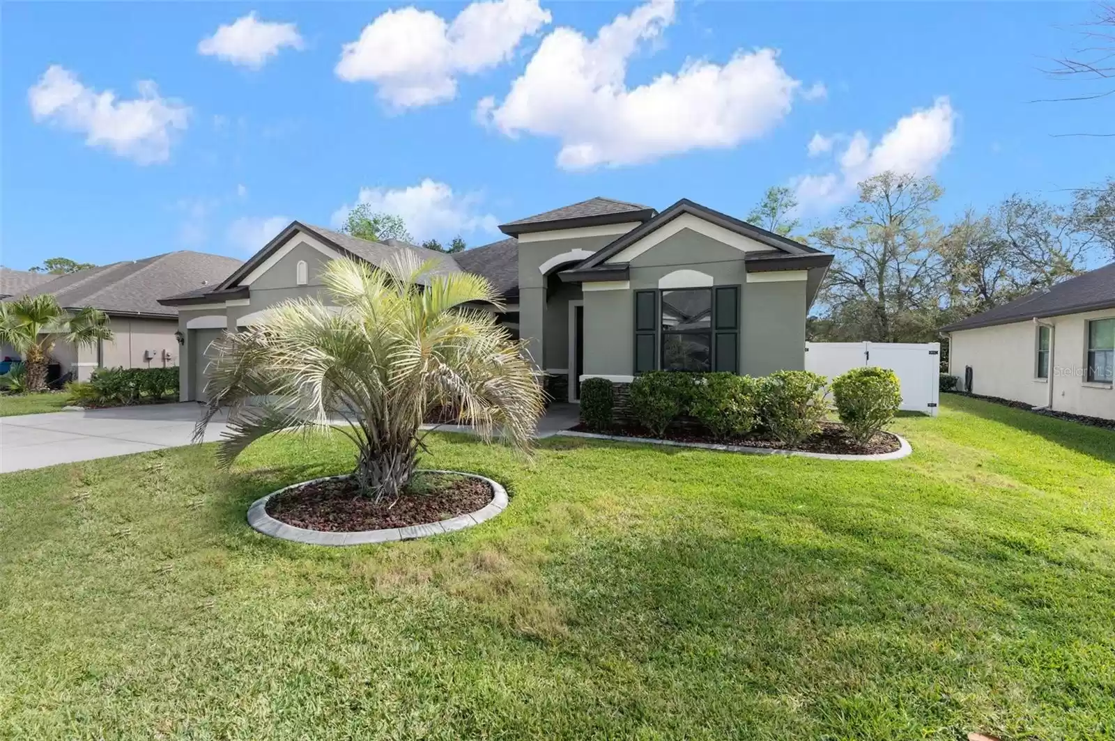 624 TIERRA DRIVE, SPRING HILL, Florida 34609, 4 Bedrooms Bedrooms, ,3 BathroomsBathrooms,Residential,For Sale,TIERRA,MFRW7862322