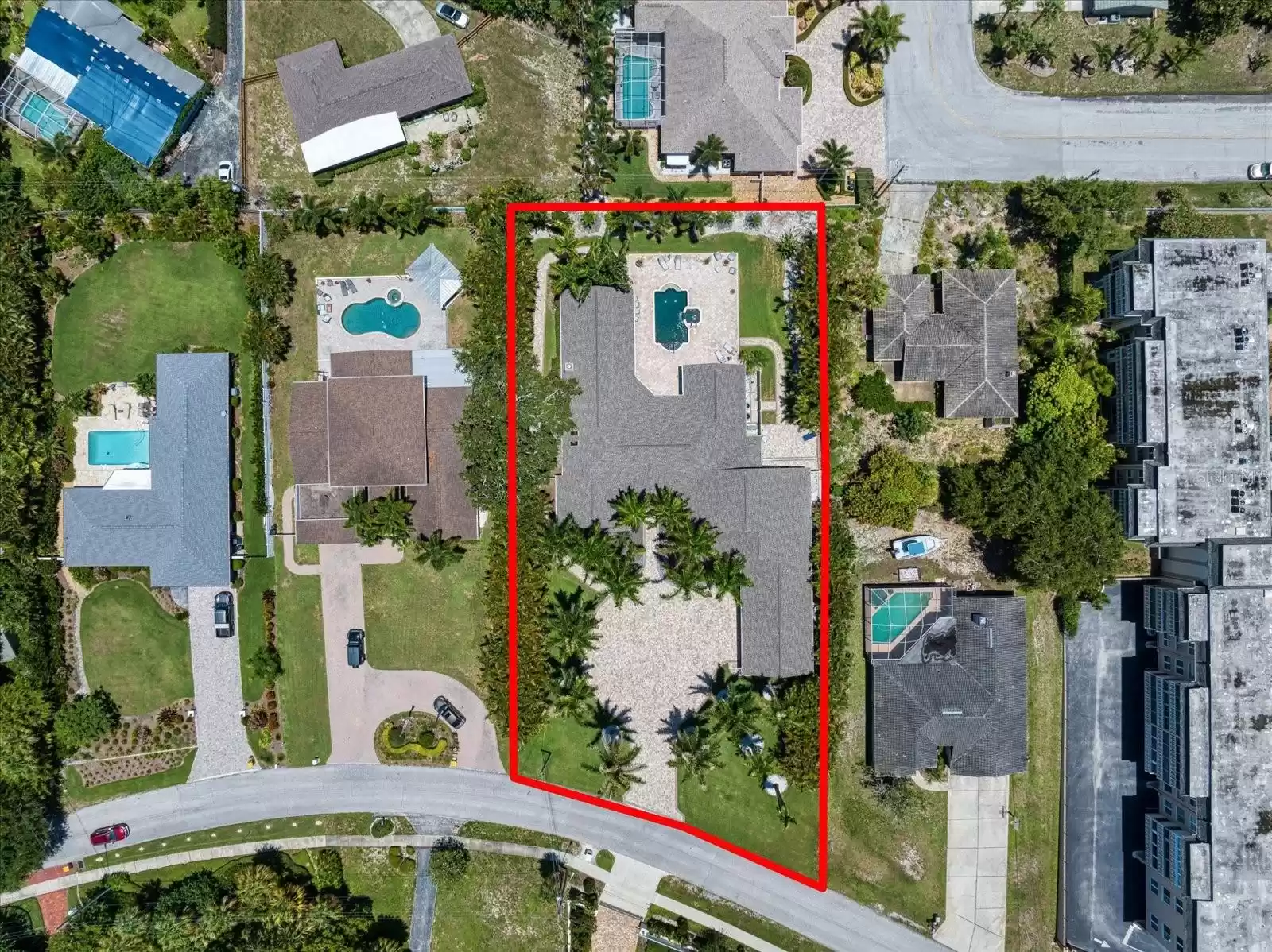 201 BLUFF VIEW DRIVE, BELLEAIR BLUFFS, Florida 33770, 6 Bedrooms Bedrooms, ,4 BathroomsBathrooms,Residential,For Sale,BLUFF VIEW,MFRU8235247