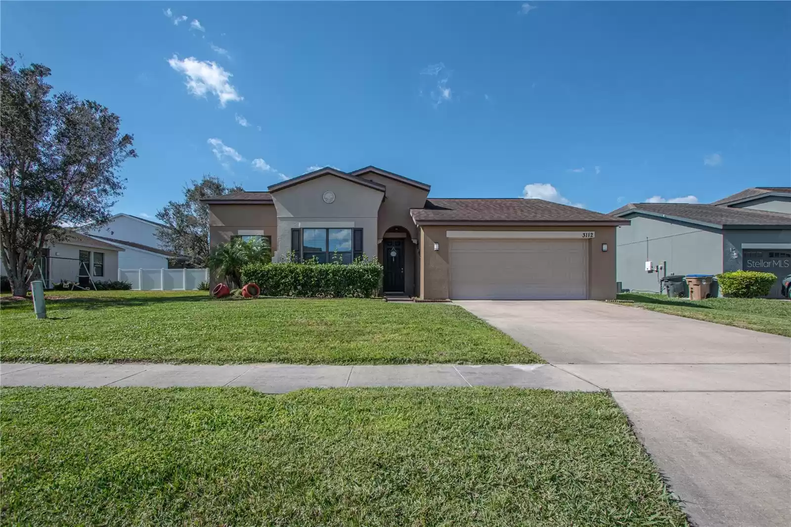 3112 HARRIS PARK WAY, KISSIMMEE, Florida 34758, 3 Bedrooms Bedrooms, ,2 BathroomsBathrooms,Residential,For Sale,HARRIS PARK,MFRO6176878