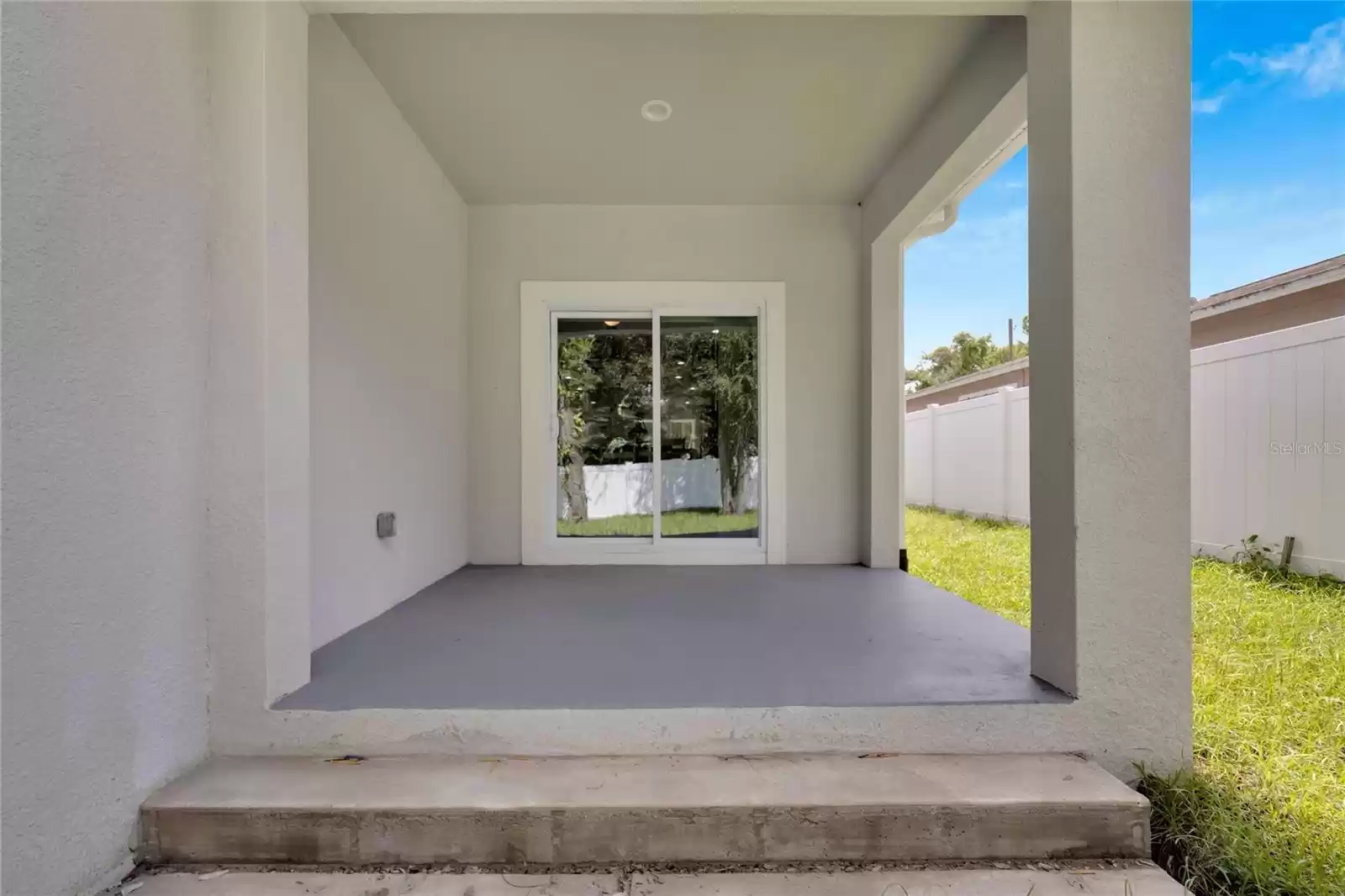 3706 WIGGINS LEAF STREET, TAMPA, Florida 33619, 3 Bedrooms Bedrooms, ,2 BathroomsBathrooms,Residential,For Sale,WIGGINS LEAF,MFRT3512568