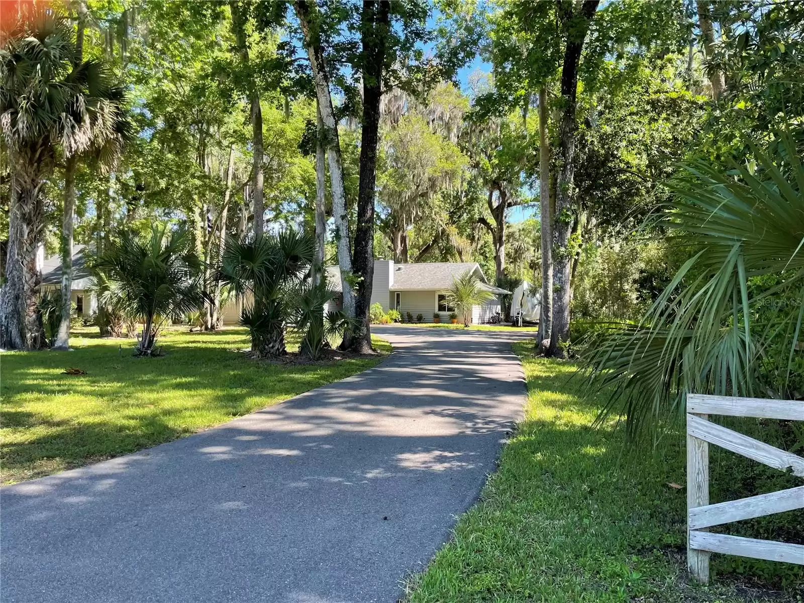 411 WILDWOOD DRIVE, NEW SMYRNA BEACH, Florida 32168, 4 Bedrooms Bedrooms, ,2 BathroomsBathrooms,Residential,For Sale,WILDWOOD,MFRNS1080965