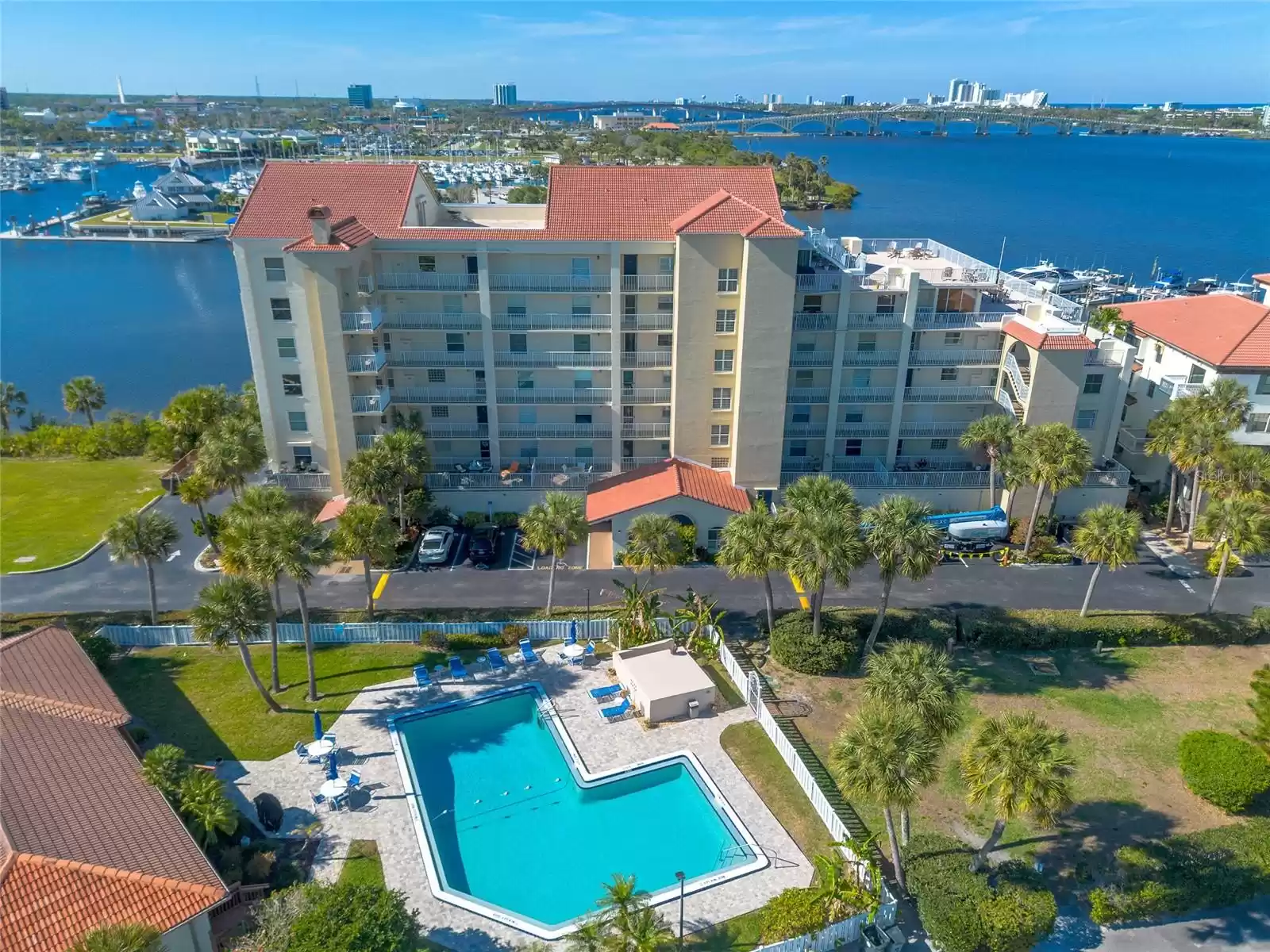 546 MARINA POINT DRIVE, DAYTONA BEACH, Florida 32114, 2 Bedrooms Bedrooms, ,2 BathroomsBathrooms,Residential,For Sale,MARINA POINT,MFRNS1080994