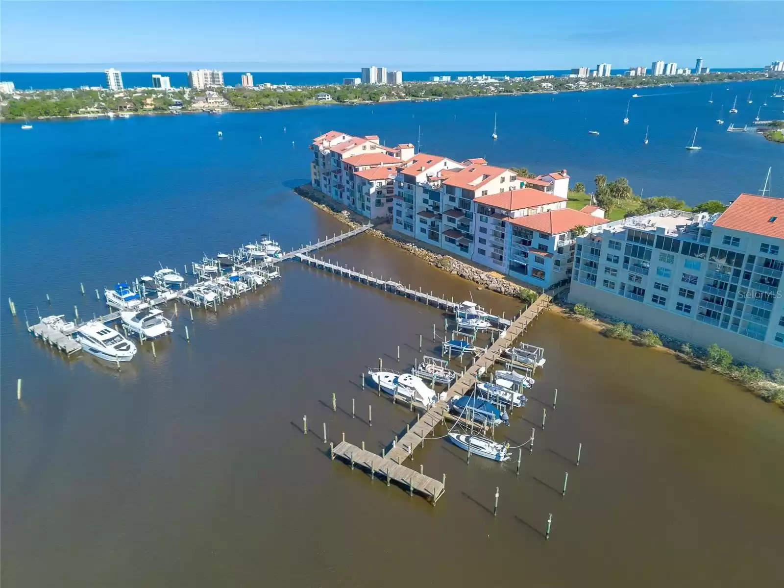 546 MARINA POINT DRIVE, DAYTONA BEACH, Florida 32114, 2 Bedrooms Bedrooms, ,2 BathroomsBathrooms,Residential,For Sale,MARINA POINT,MFRNS1080994