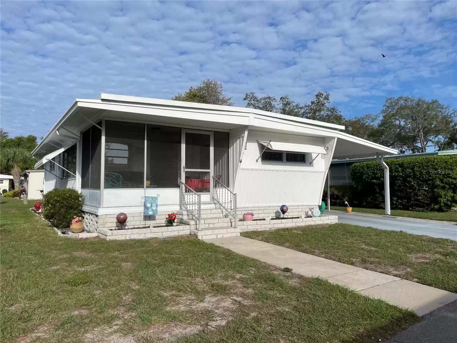 2331 BELLEAIR ROAD, CLEARWATER, Florida 33764, 2 Bedrooms Bedrooms, ,1 BathroomBathrooms,Residential,For Sale,BELLEAIR,MFRU8235537