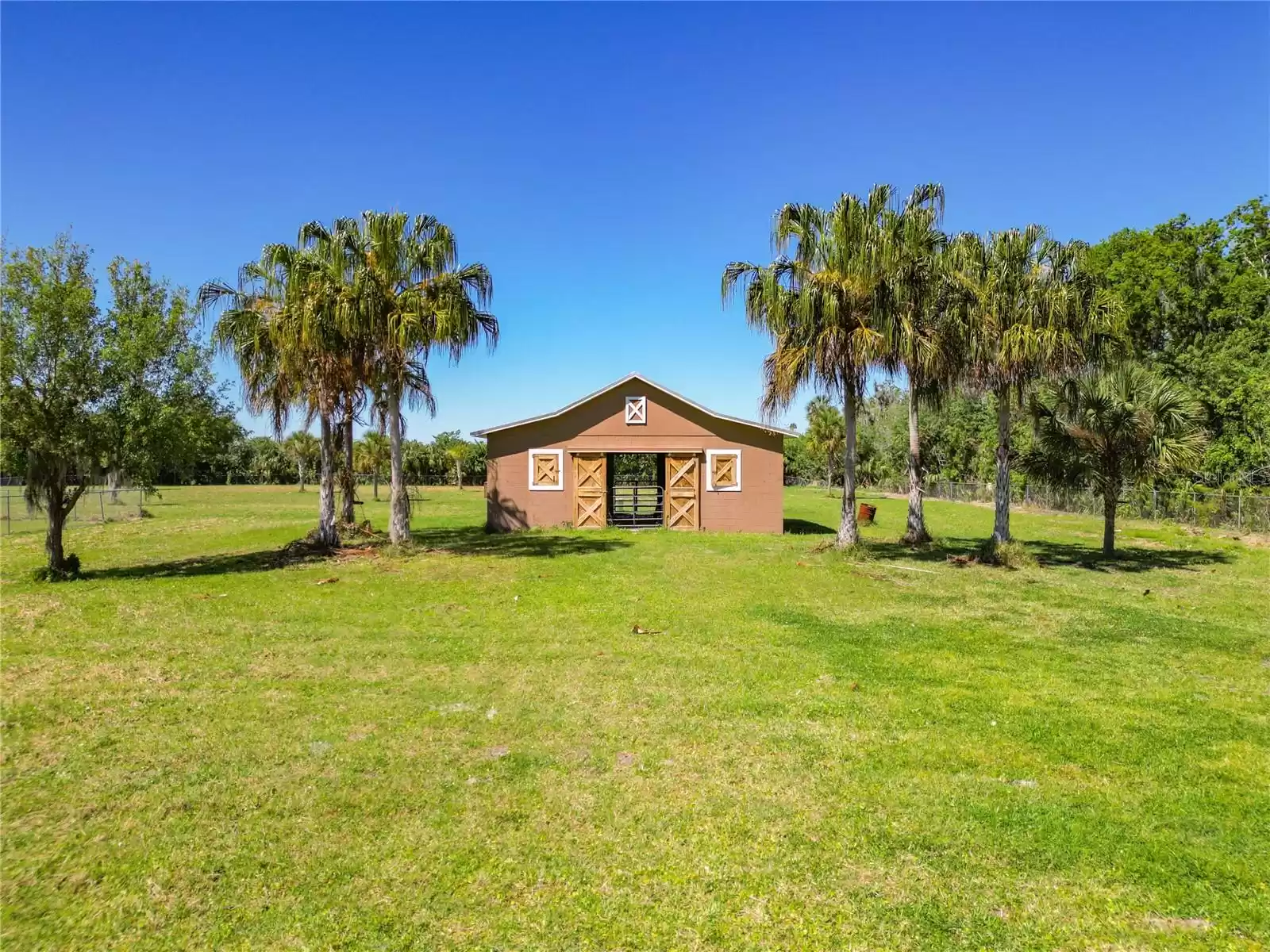 2150 STONE STREET, OVIEDO, Florida 32765, 5 Bedrooms Bedrooms, ,3 BathroomsBathrooms,Residential,For Sale,STONE,MFRO6189537