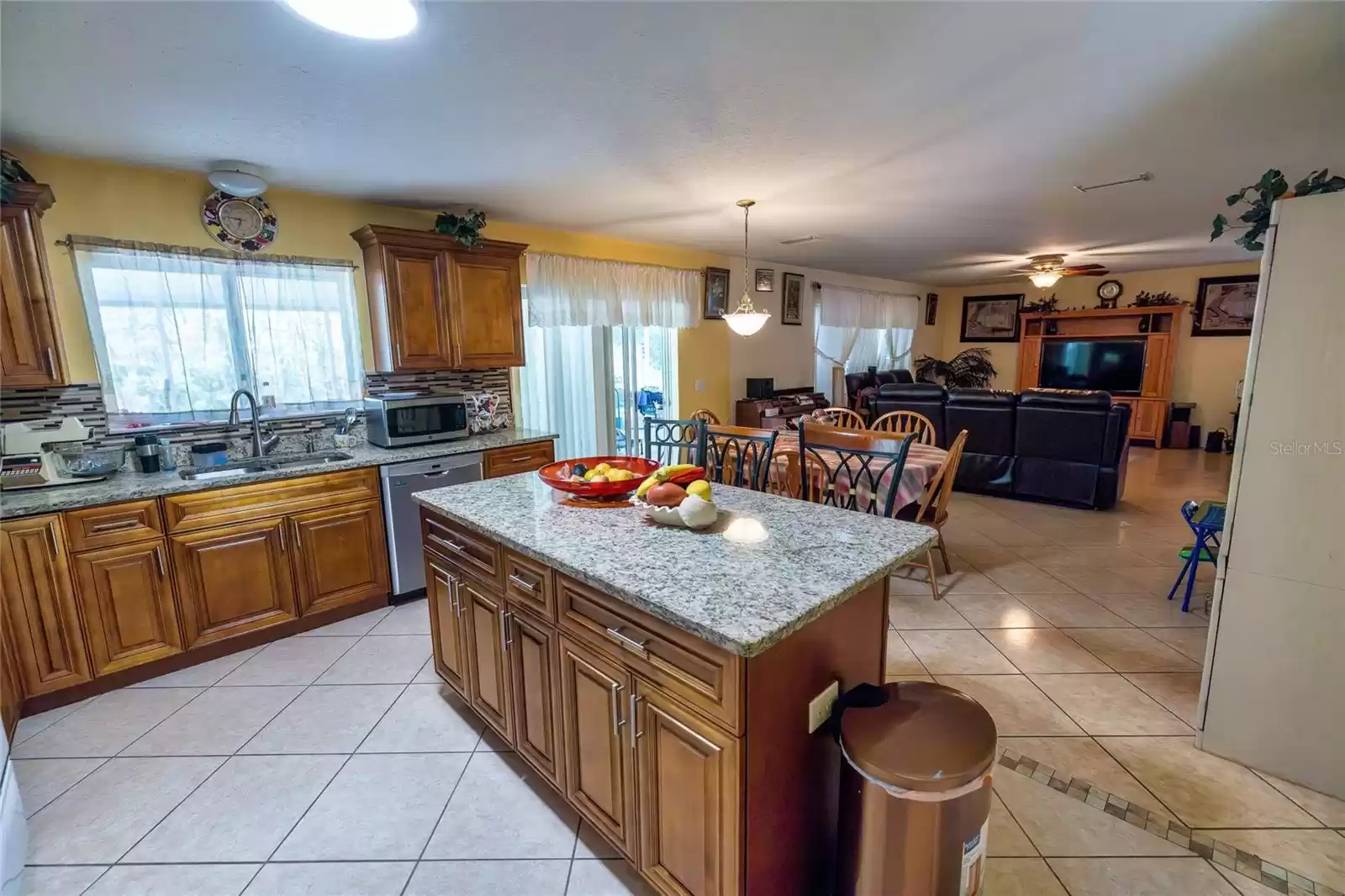 10739 BAMBOO ROD CIRCLE, RIVERVIEW, Florida 33569, 4 Bedrooms Bedrooms, ,2 BathroomsBathrooms,Residential,For Sale,BAMBOO ROD,MFRO6189869