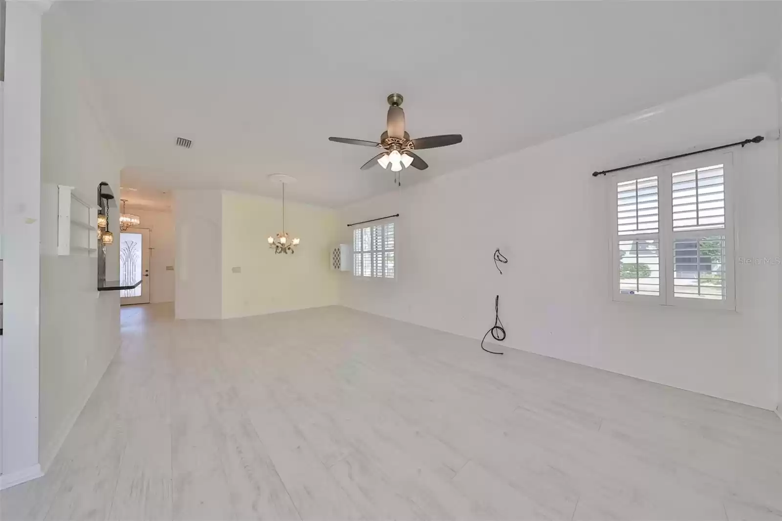 1504 EMERALD DUNES DRIVE, SUN CITY CENTER, Florida 33573, 3 Bedrooms Bedrooms, ,2 BathroomsBathrooms,Residential,For Sale,EMERALD DUNES,MFRT3513562