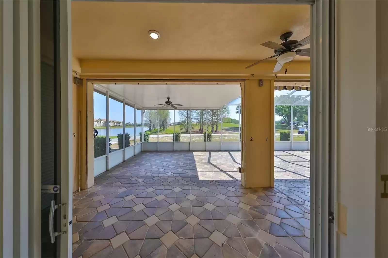 1504 EMERALD DUNES DRIVE, SUN CITY CENTER, Florida 33573, 3 Bedrooms Bedrooms, ,2 BathroomsBathrooms,Residential,For Sale,EMERALD DUNES,MFRT3513562