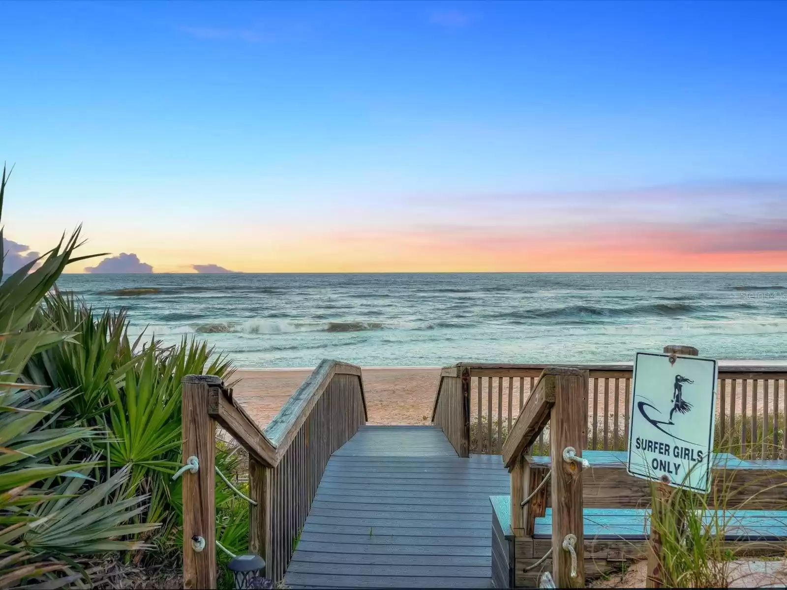 Private beach walk way