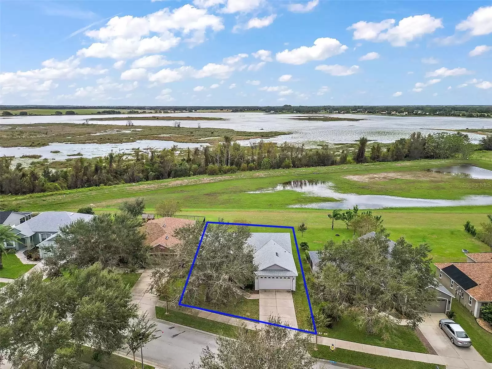 514 LAKE SUMNER DRIVE, GROVELAND, Florida 34736, 3 Bedrooms Bedrooms, ,2 BathroomsBathrooms,Residential,For Sale,LAKE SUMNER,MFRG5080006