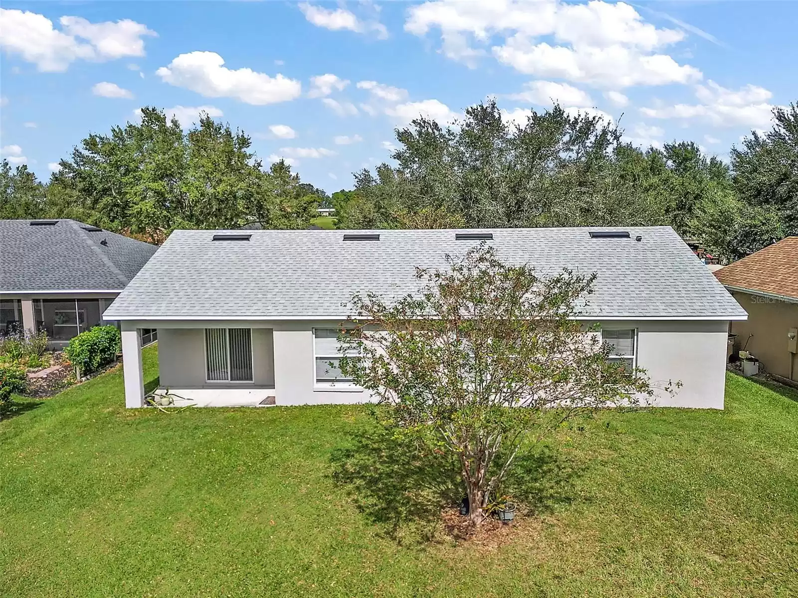 514 LAKE SUMNER DRIVE, GROVELAND, Florida 34736, 3 Bedrooms Bedrooms, ,2 BathroomsBathrooms,Residential,For Sale,LAKE SUMNER,MFRG5080006