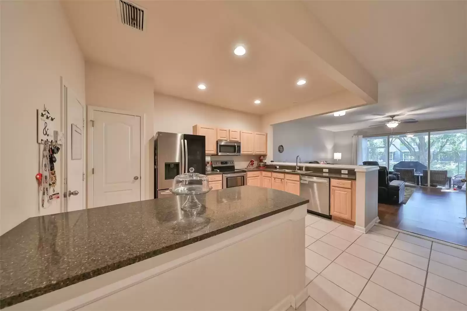 4916 CHATHAM GATE DRIVE, RIVERVIEW, Florida 33578, 3 Bedrooms Bedrooms, ,2 BathroomsBathrooms,Residential,For Sale,CHATHAM GATE,MFRT3514435