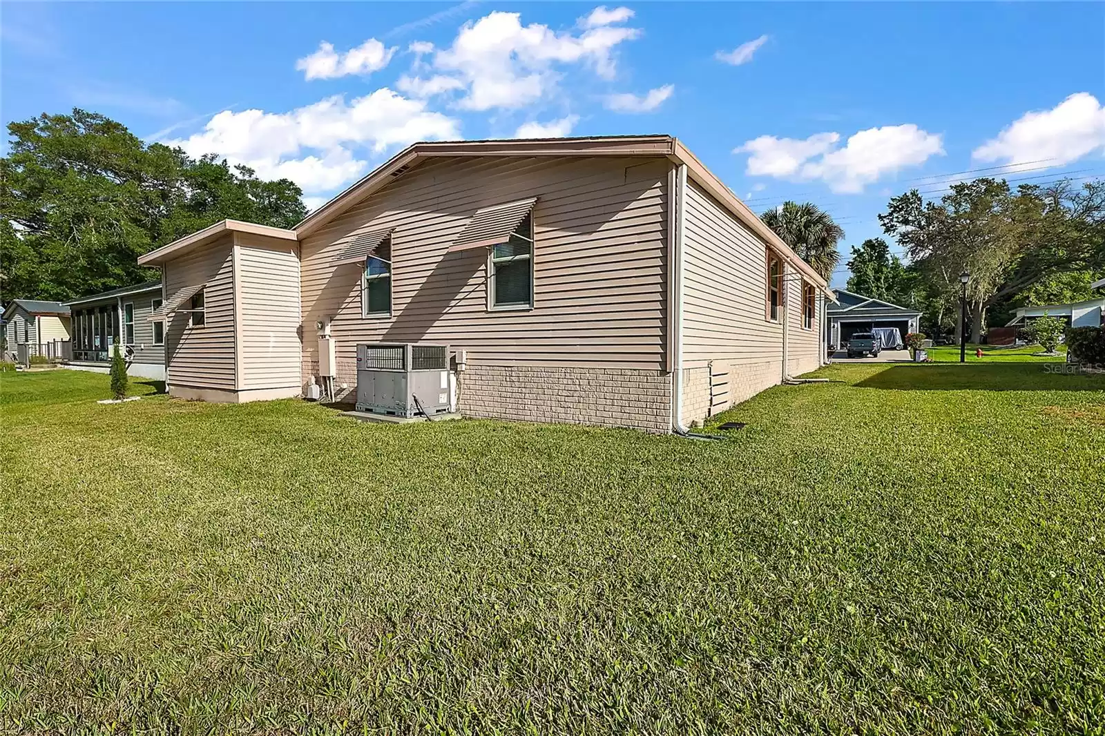 1832 SCHWARTZ BOULEVARD, LADY LAKE, Florida 32159, 2 Bedrooms Bedrooms, ,2 BathroomsBathrooms,Residential,For Sale,SCHWARTZ,MFRG5079967