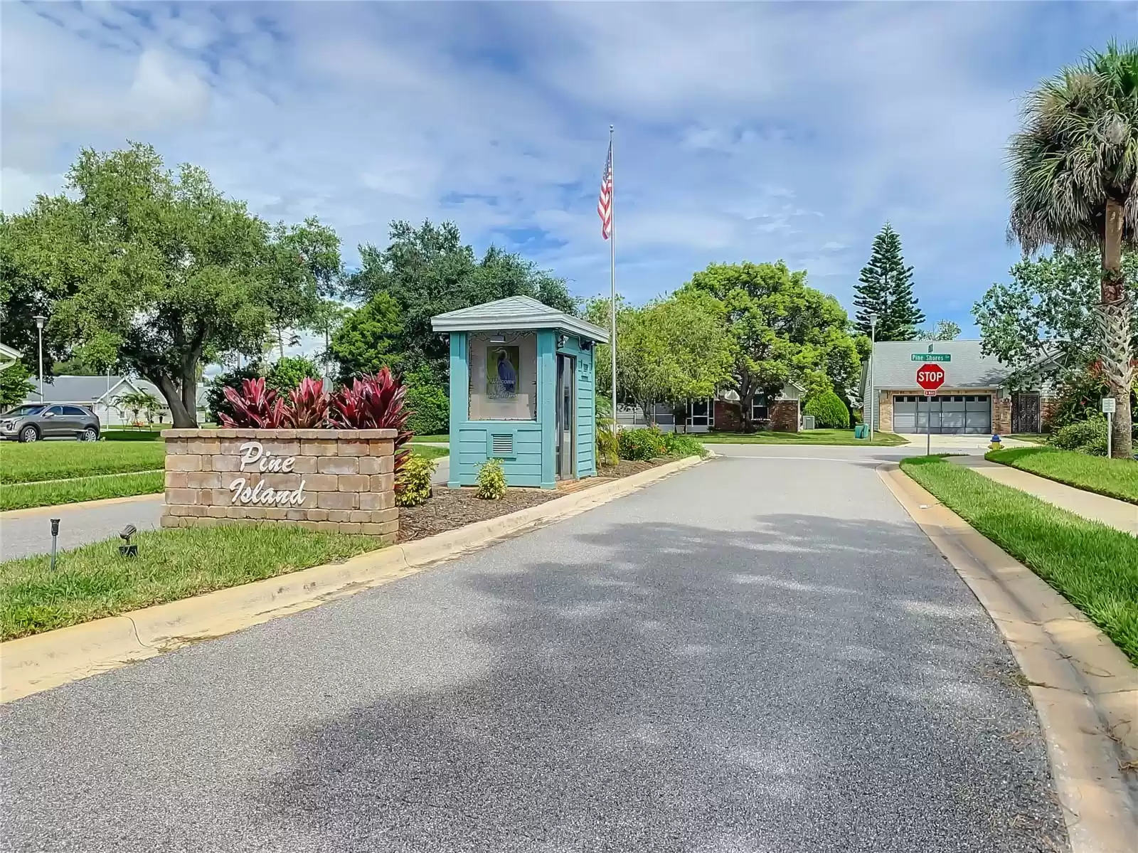 Pine Island Community entrance